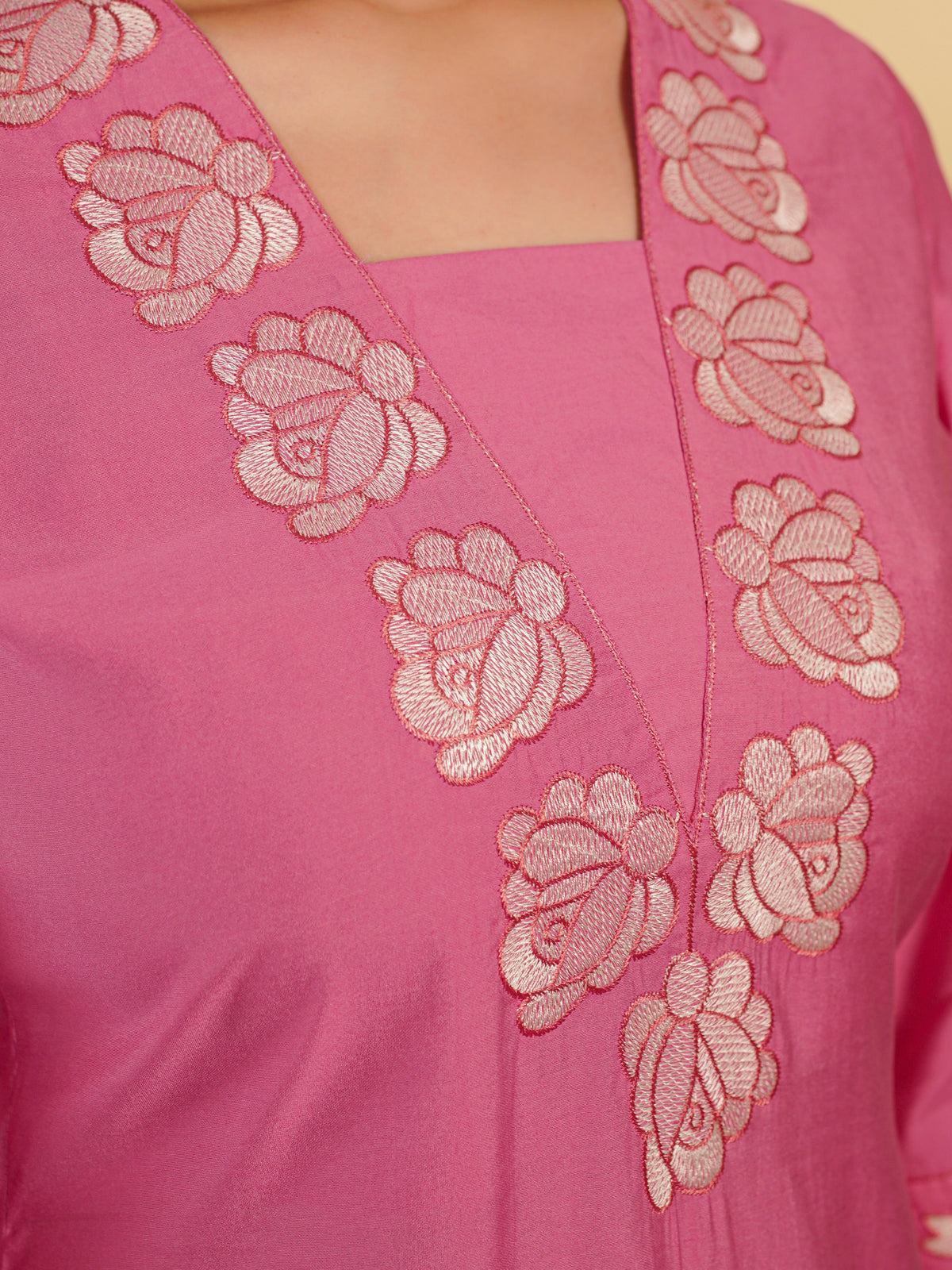 Embroidered chanderi solid straight pink kurta