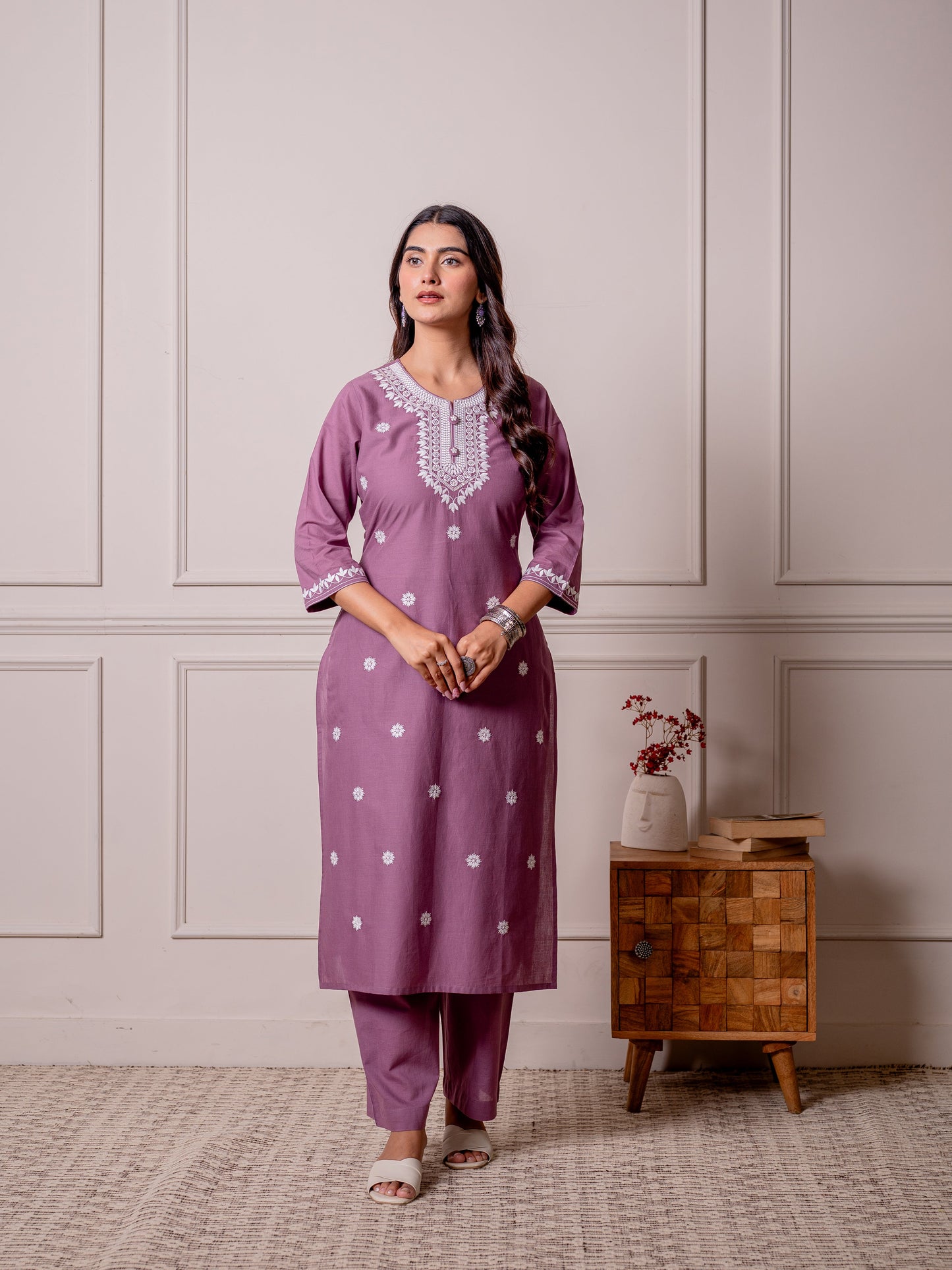 Embroidered Soft cotton Solid Straight Purple Kurta