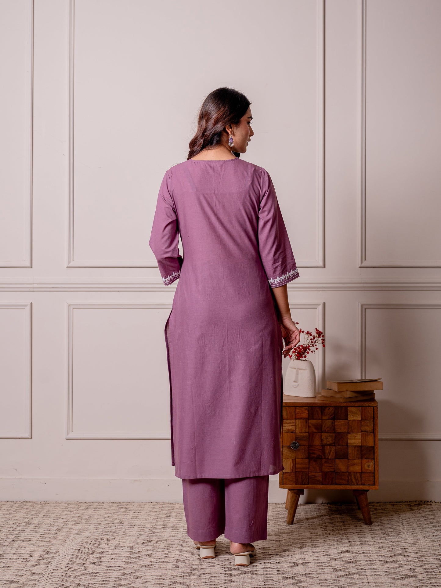Embroidered Soft cotton Solid Straight Purple Kurta