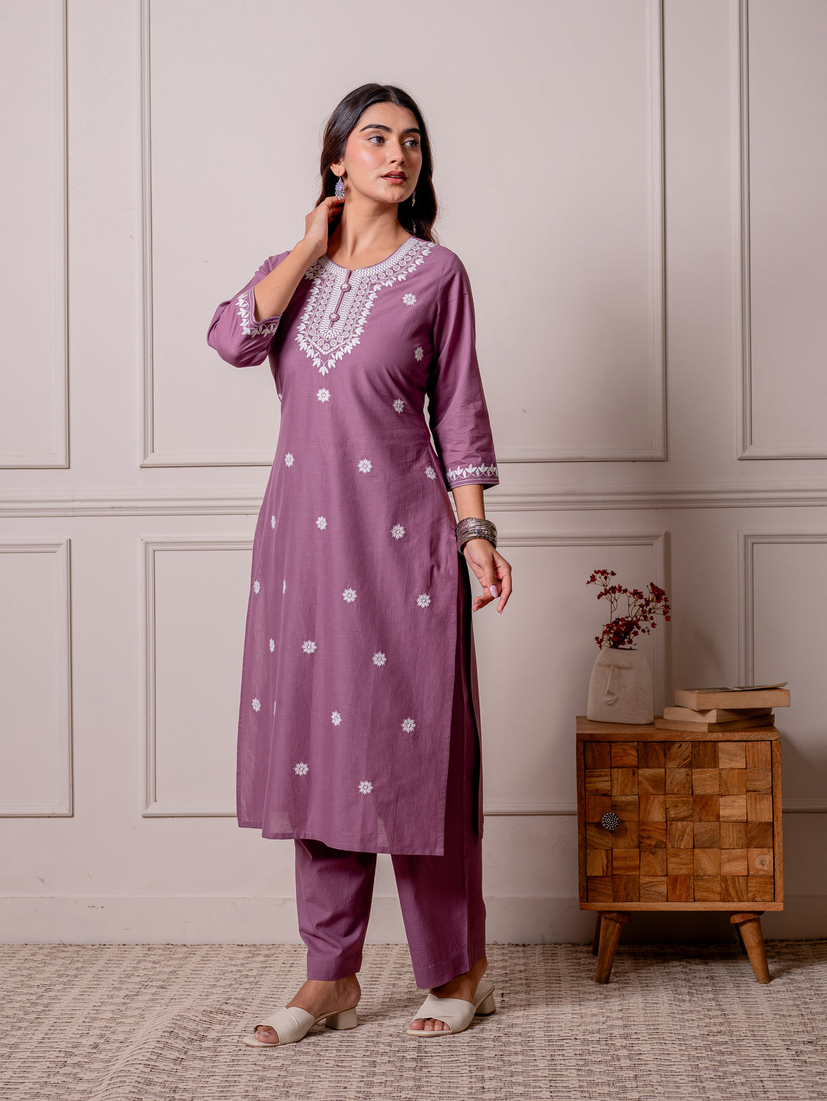 Embroidered Soft Cotton Solid Straight Purple Kurta