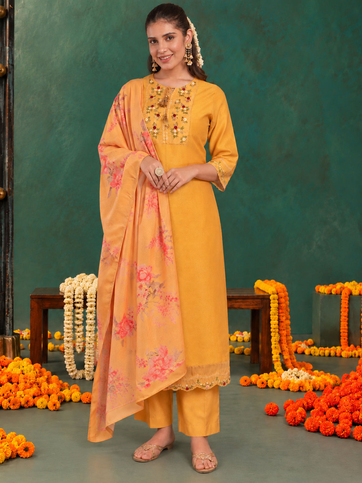 Embroidered Blended Silk Solid Straight Yellow Kurta