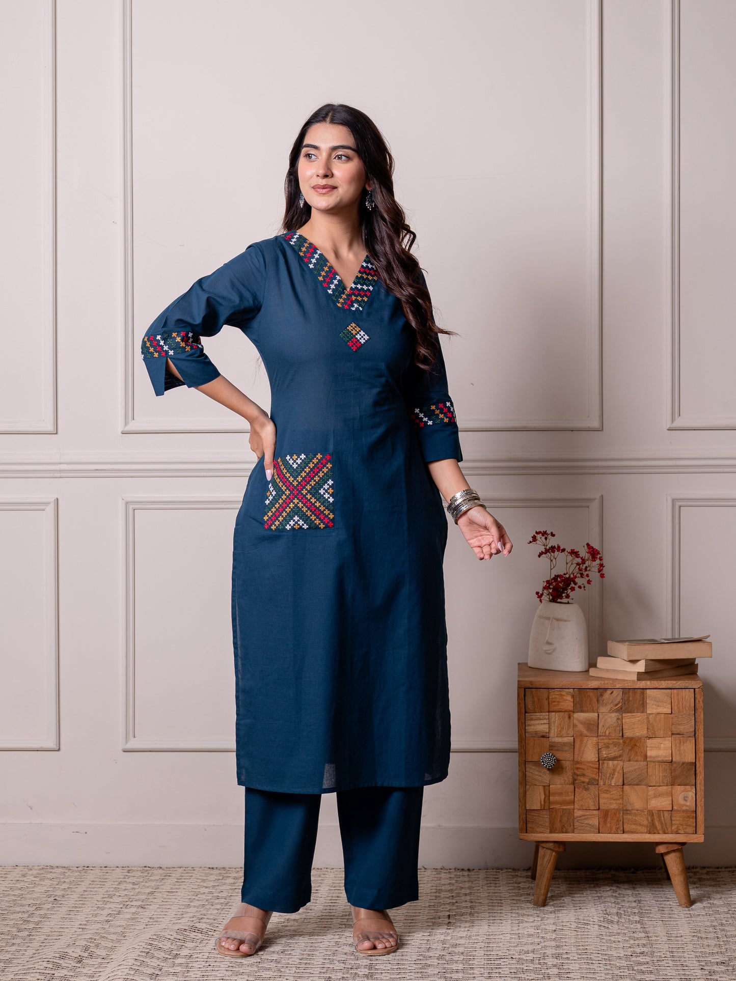 Embroidered Soft cotton Solid Straight Blue Kurta
