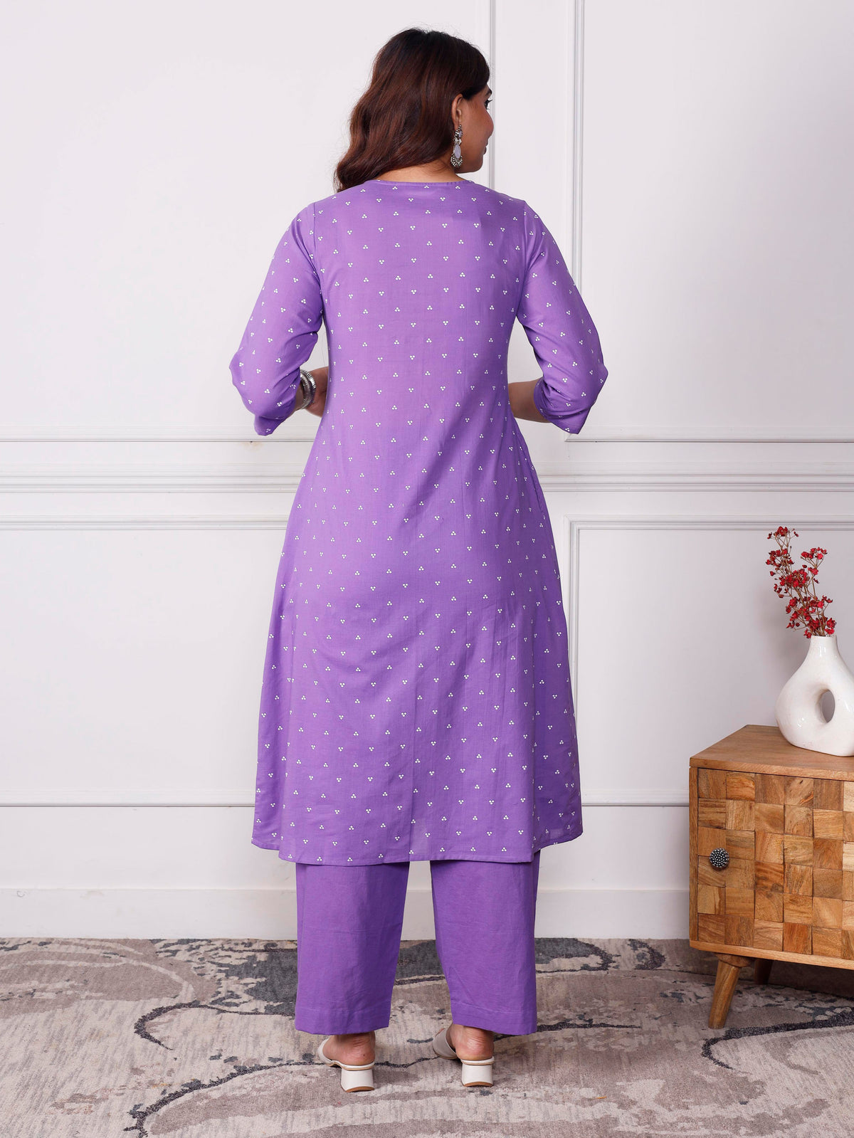Embroidered Soft Cotton Bandhani Flared Lavender Kurta