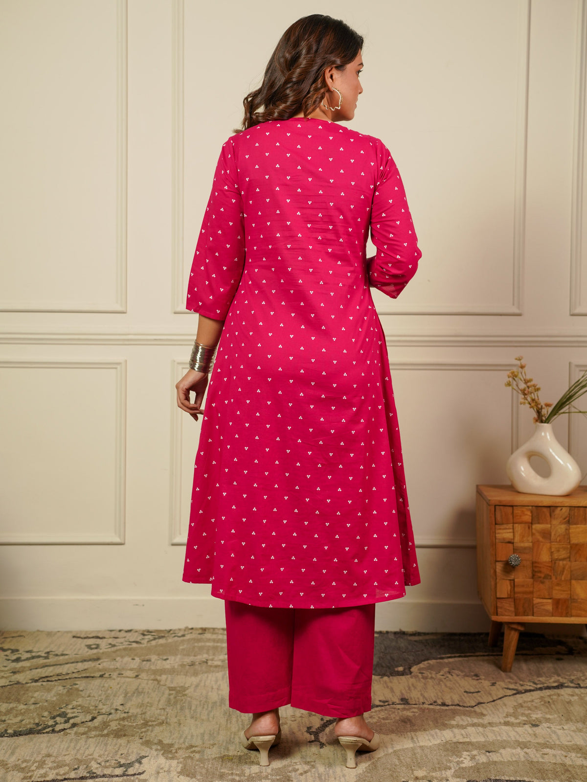 Embroidered Soft Cotton Bandhani Flared Pink Kurta