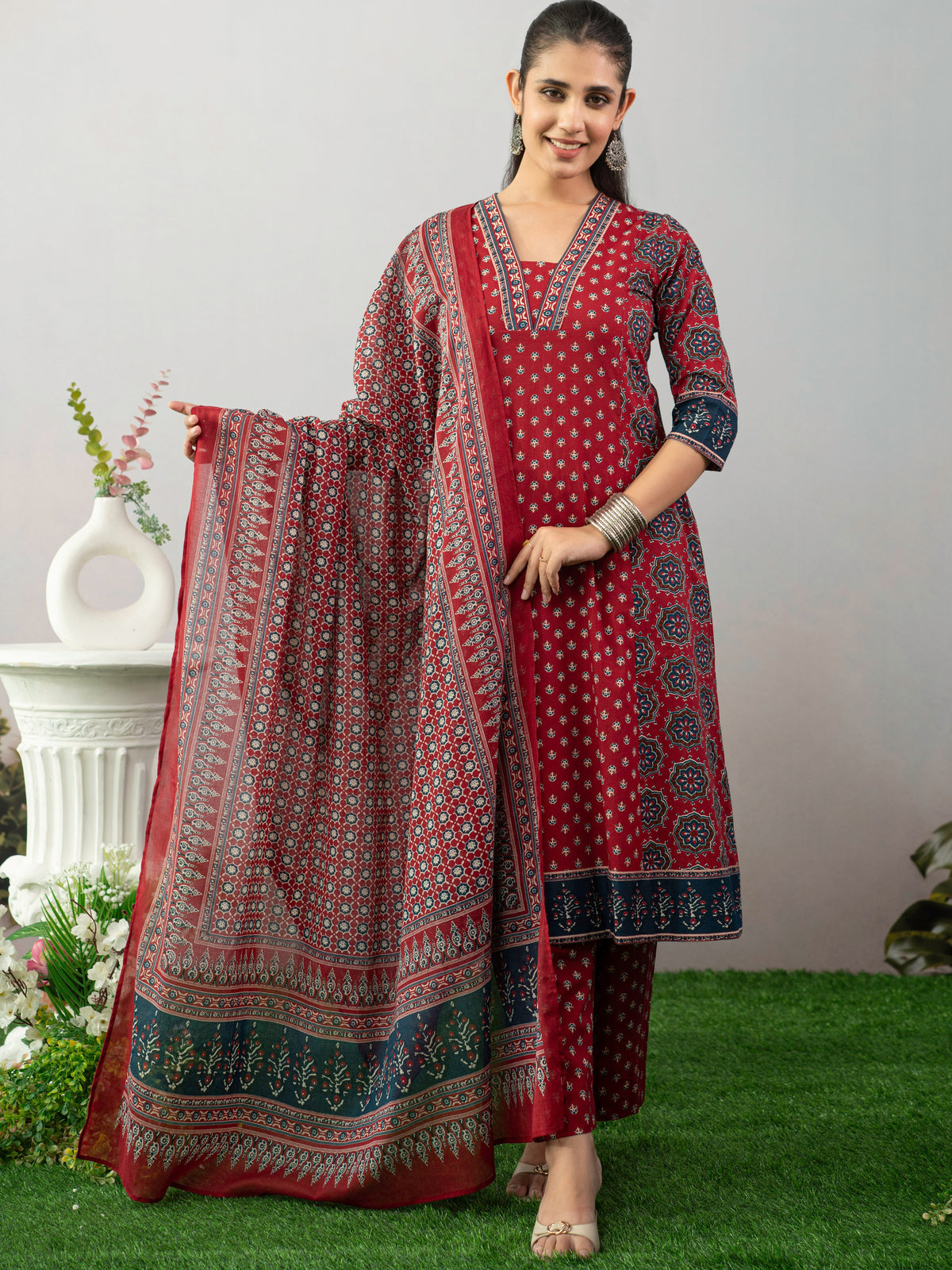 Cotton Voile Butta Maroon Dupatta