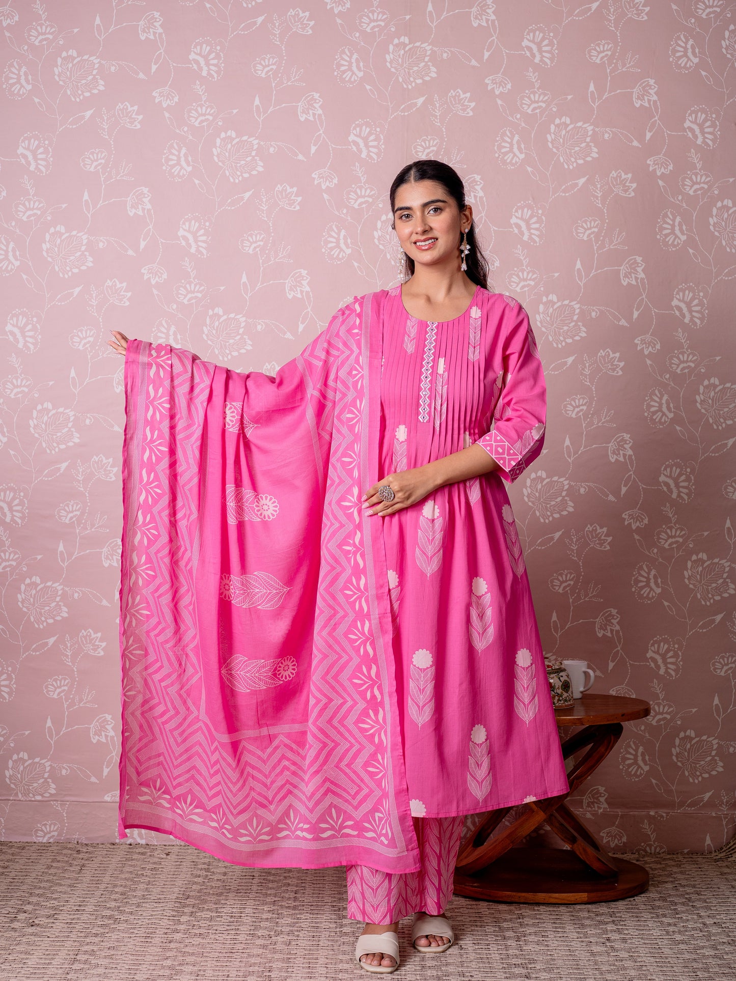 Cotton voile Butta Dupatta Pink Dupatta