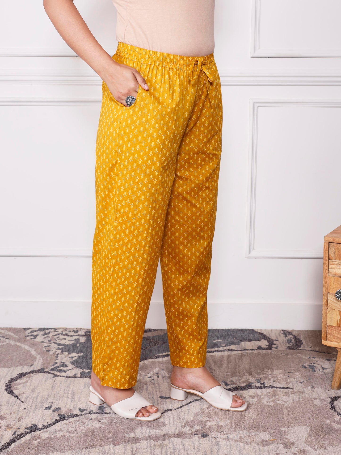 Soft cotton Butti Mustard Straight Trousers