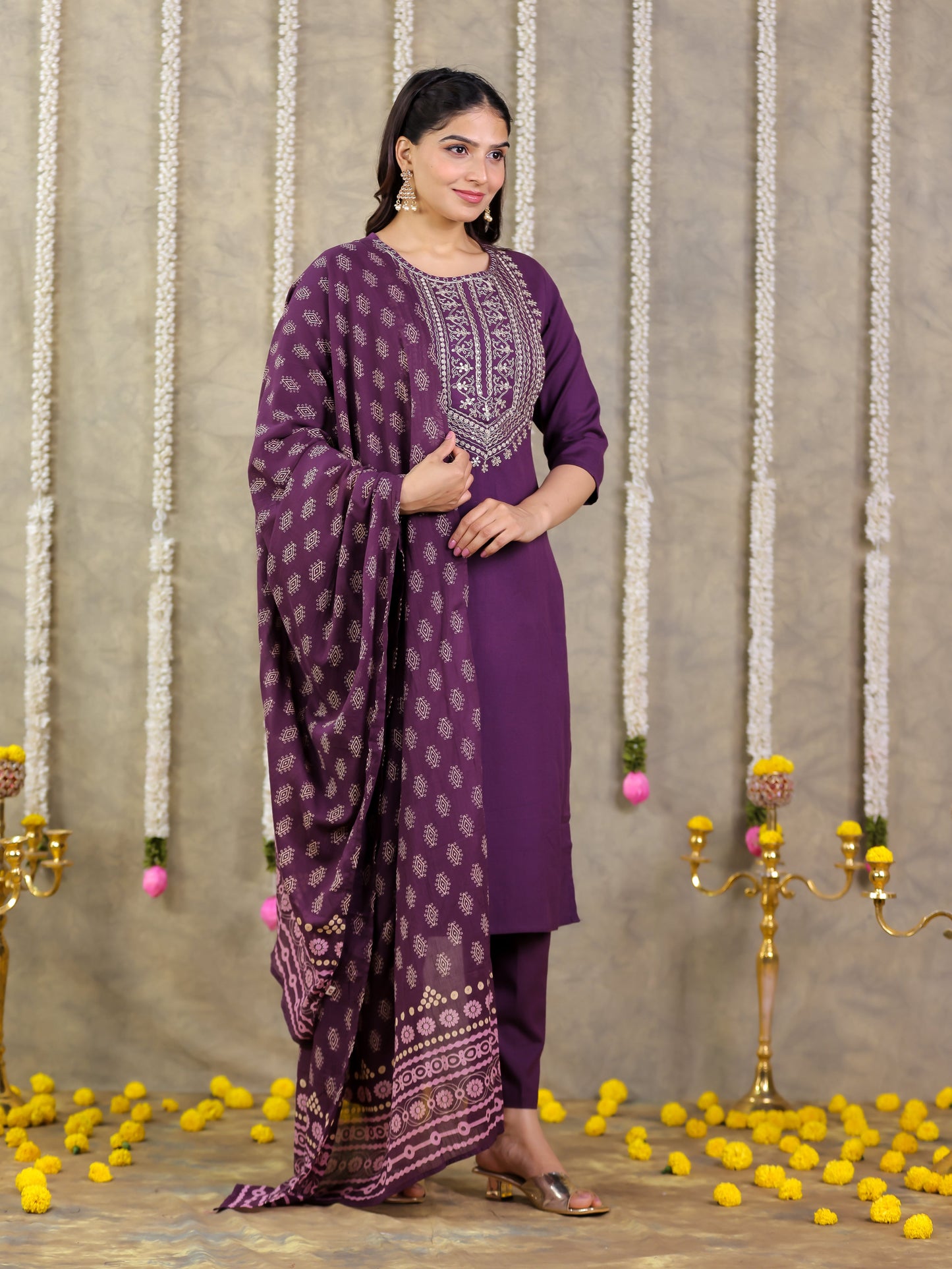 Cotton Voile Butti Purple Dupatta