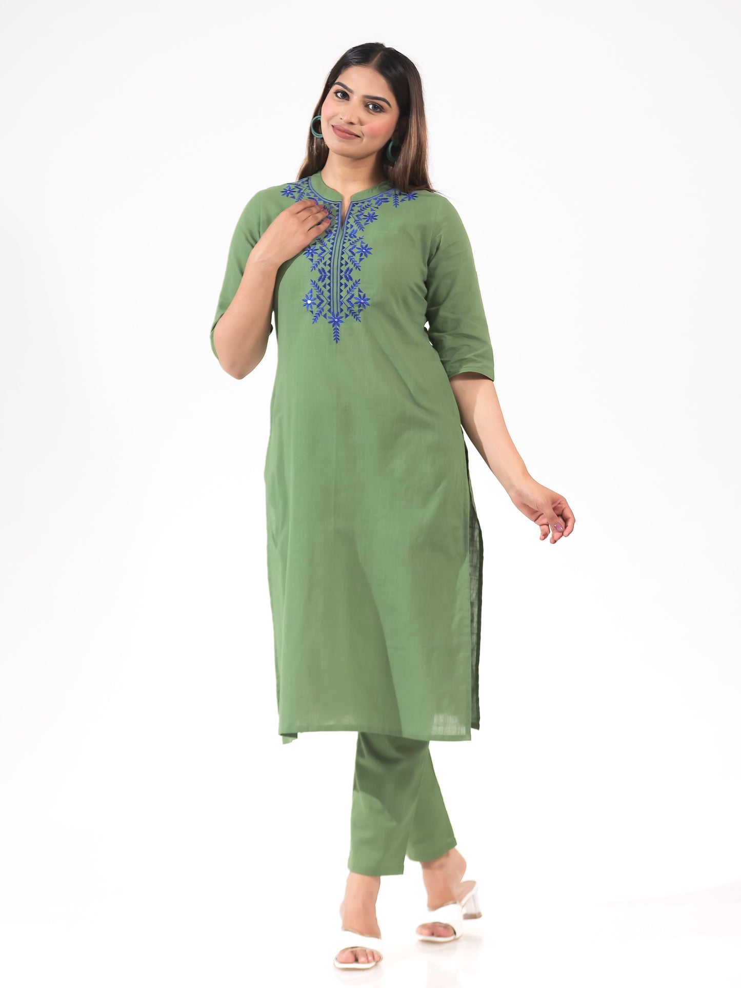 Embroidered Natural Cotton Solid Straight Green Kurta