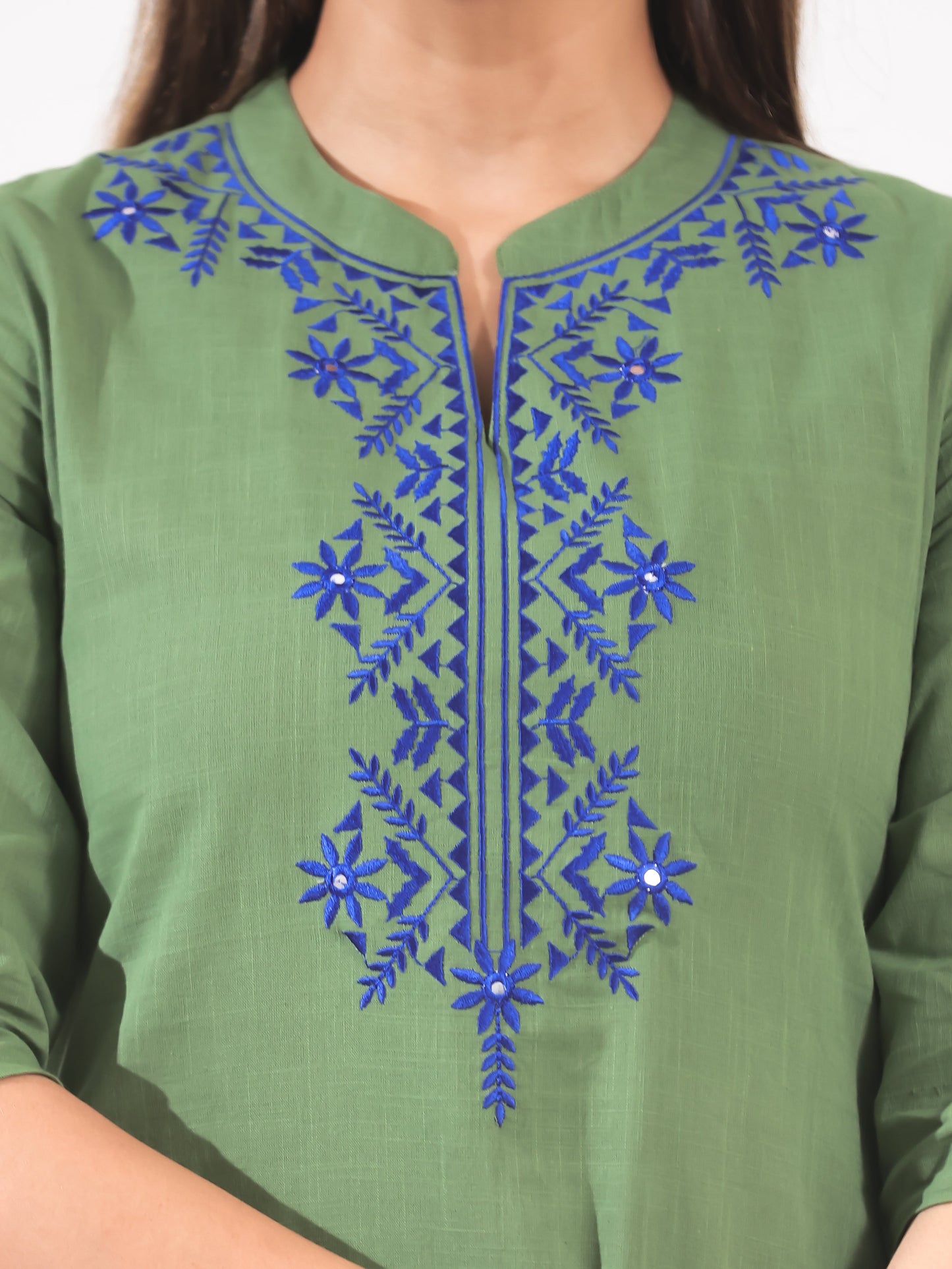 Embroidered Natural Cotton Solid Straight Green Kurta