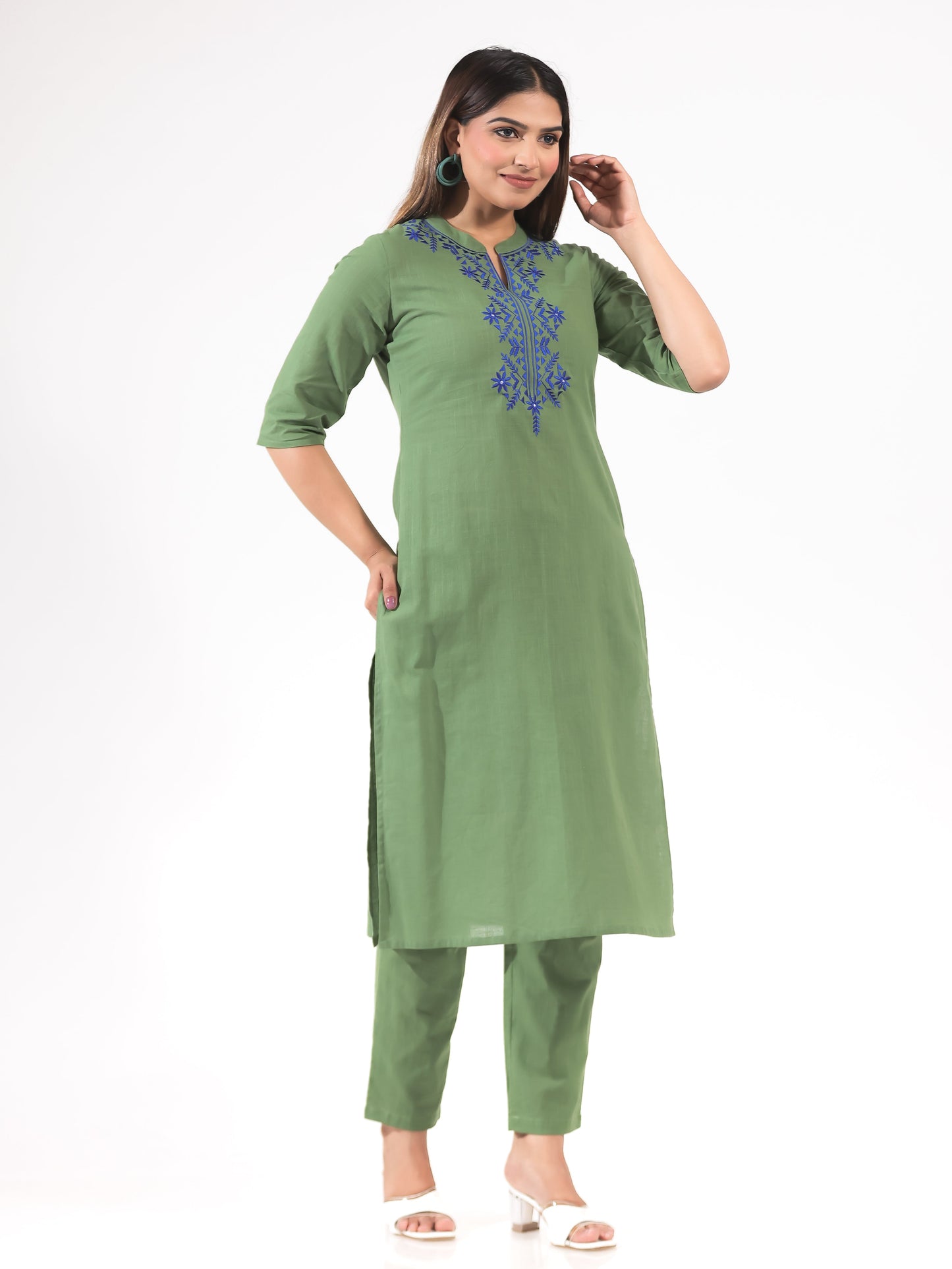 Embroidered Natural Cotton Solid Straight Green Kurta