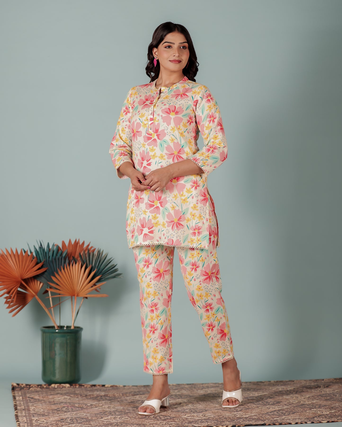 Soft Cotton Floral Straight Cream Kurta