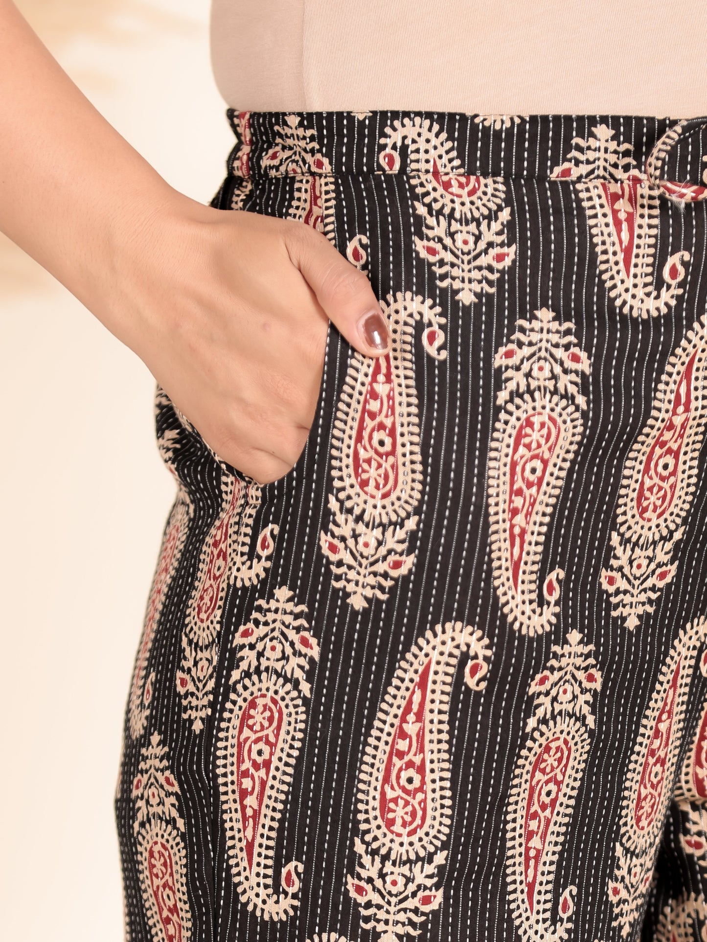Embroidered Kantha Cotton Paisley Straight Black Kurti