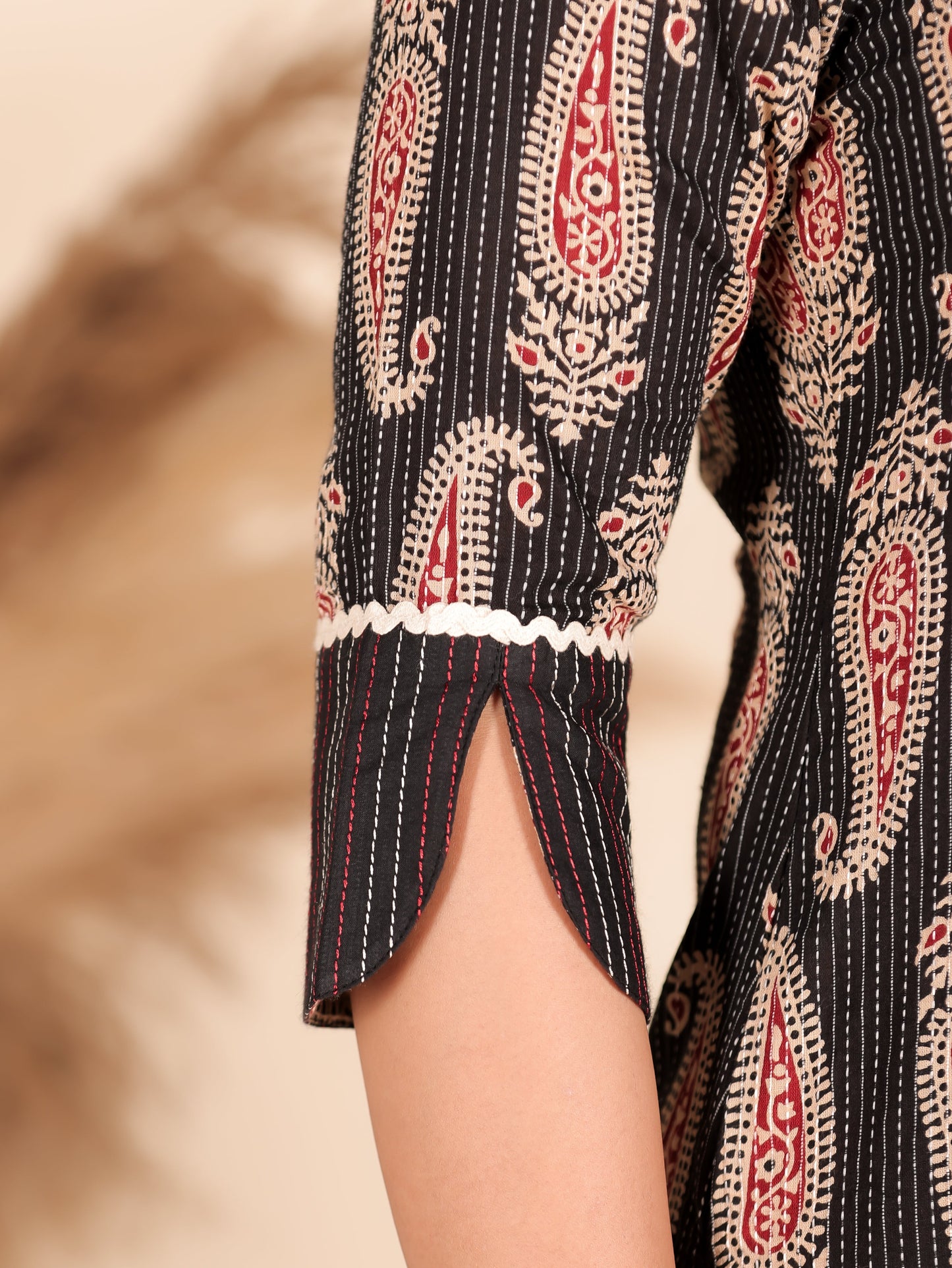 Embroidered Kantha Cotton Paisley Straight Black Kurti