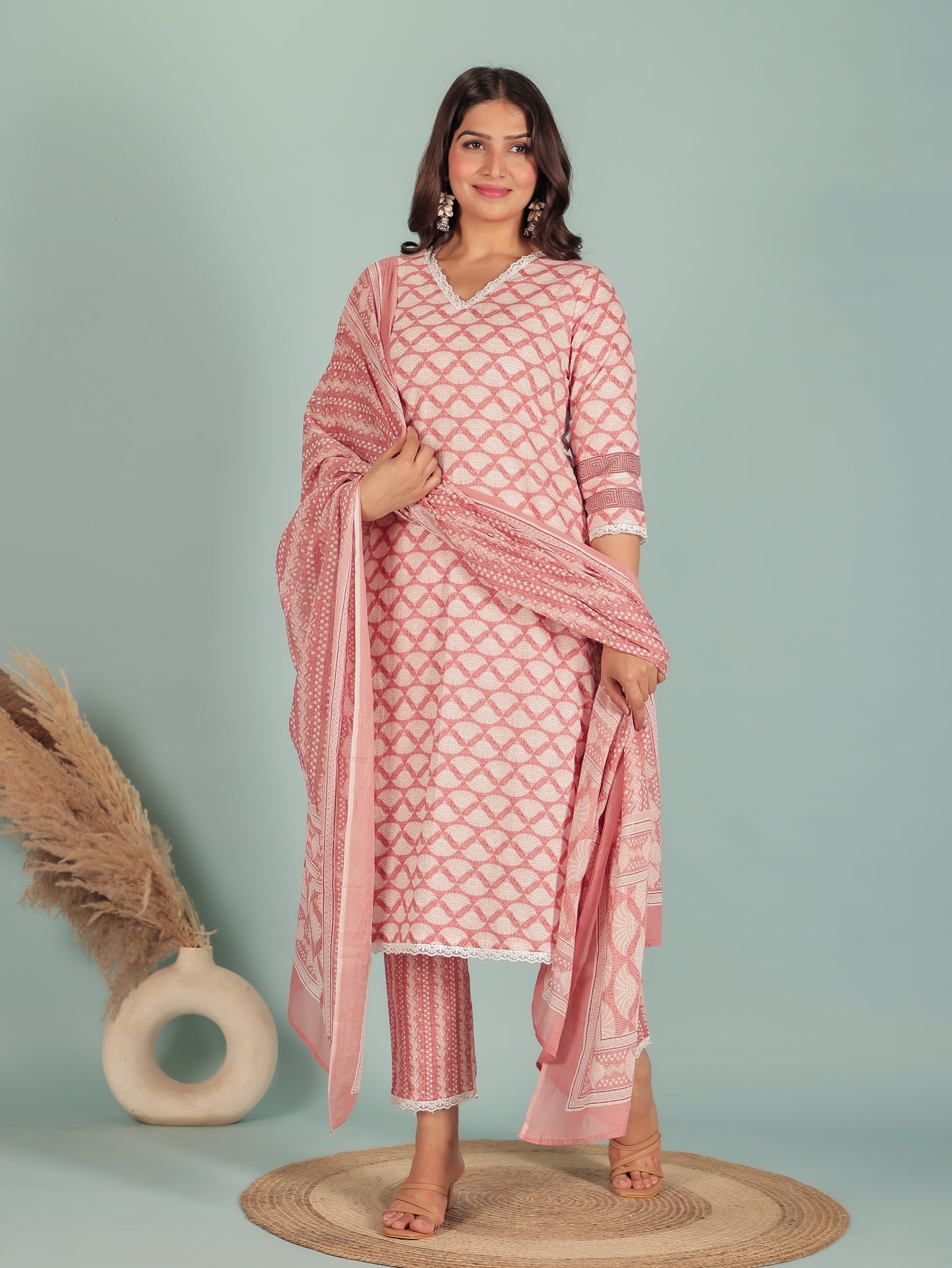 Soft Cotton Geometric Straight Pink Kurta