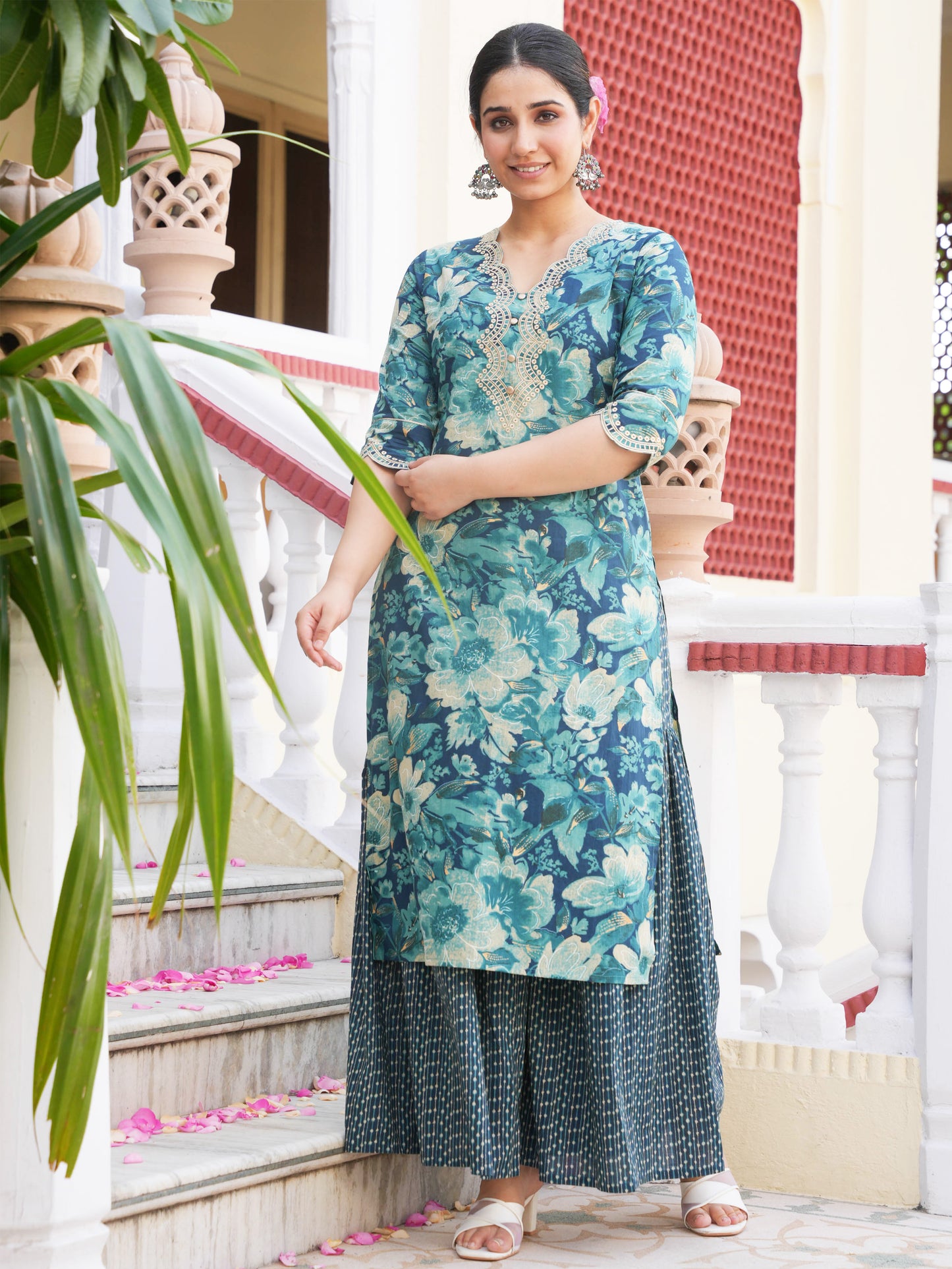 Embroidered Soft Cotton Floral Straight Teal Kurta