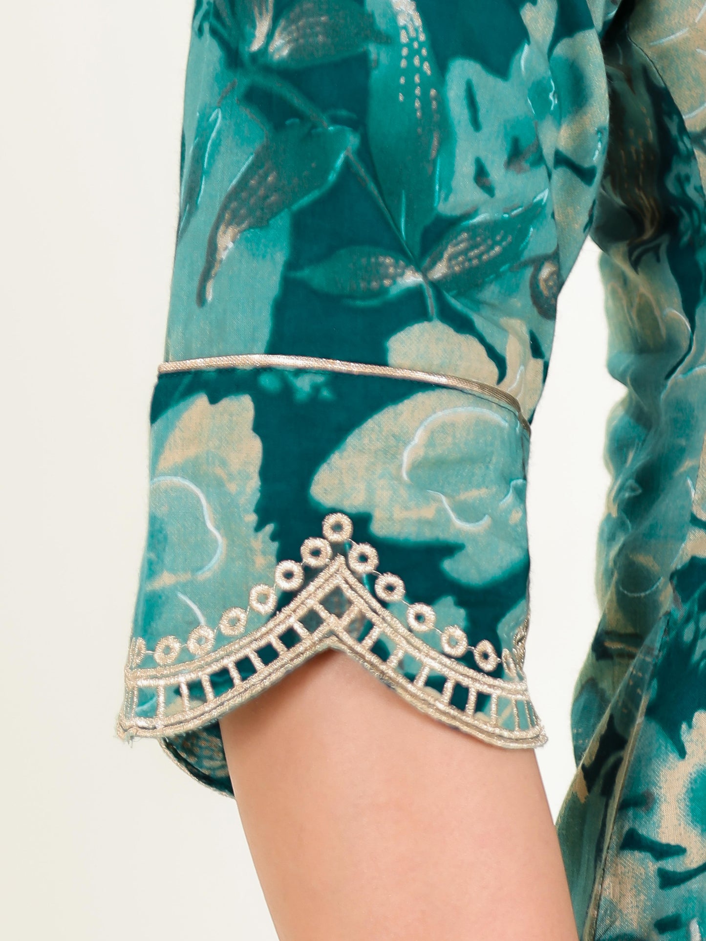 Embroidered Soft Cotton Floral Straight Teal Kurta
