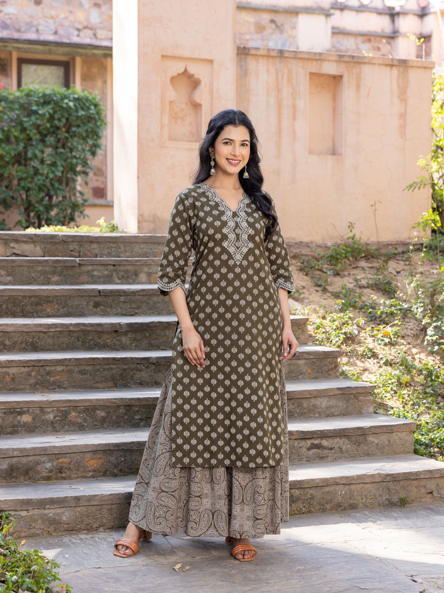 Embroidered Soft Cotton Floral Straight Green Kurta