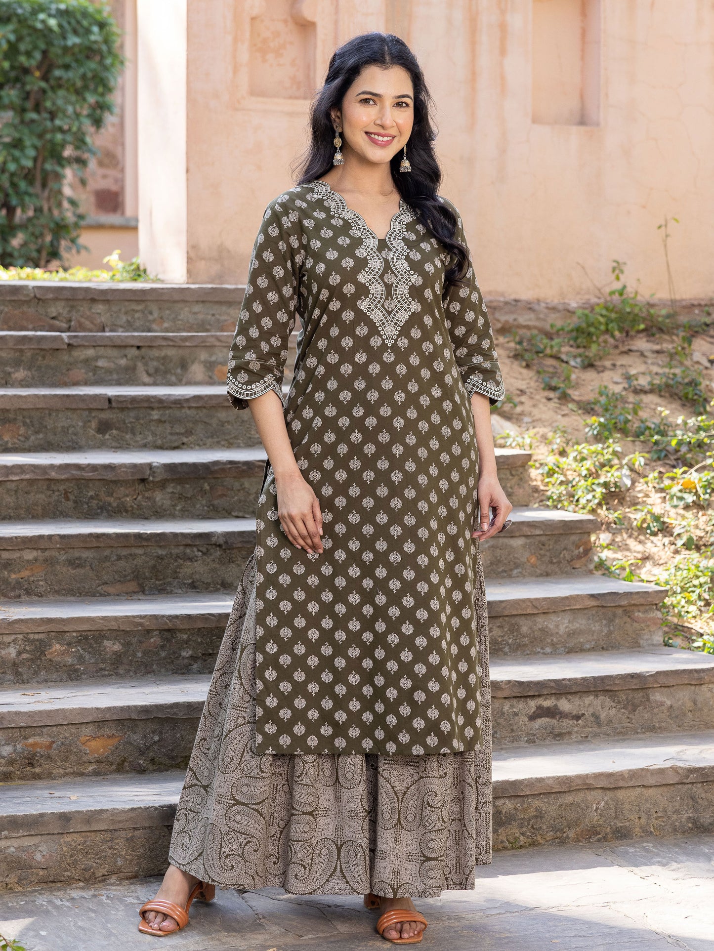 Embroidered Soft Cotton Floral Straight Green Kurta