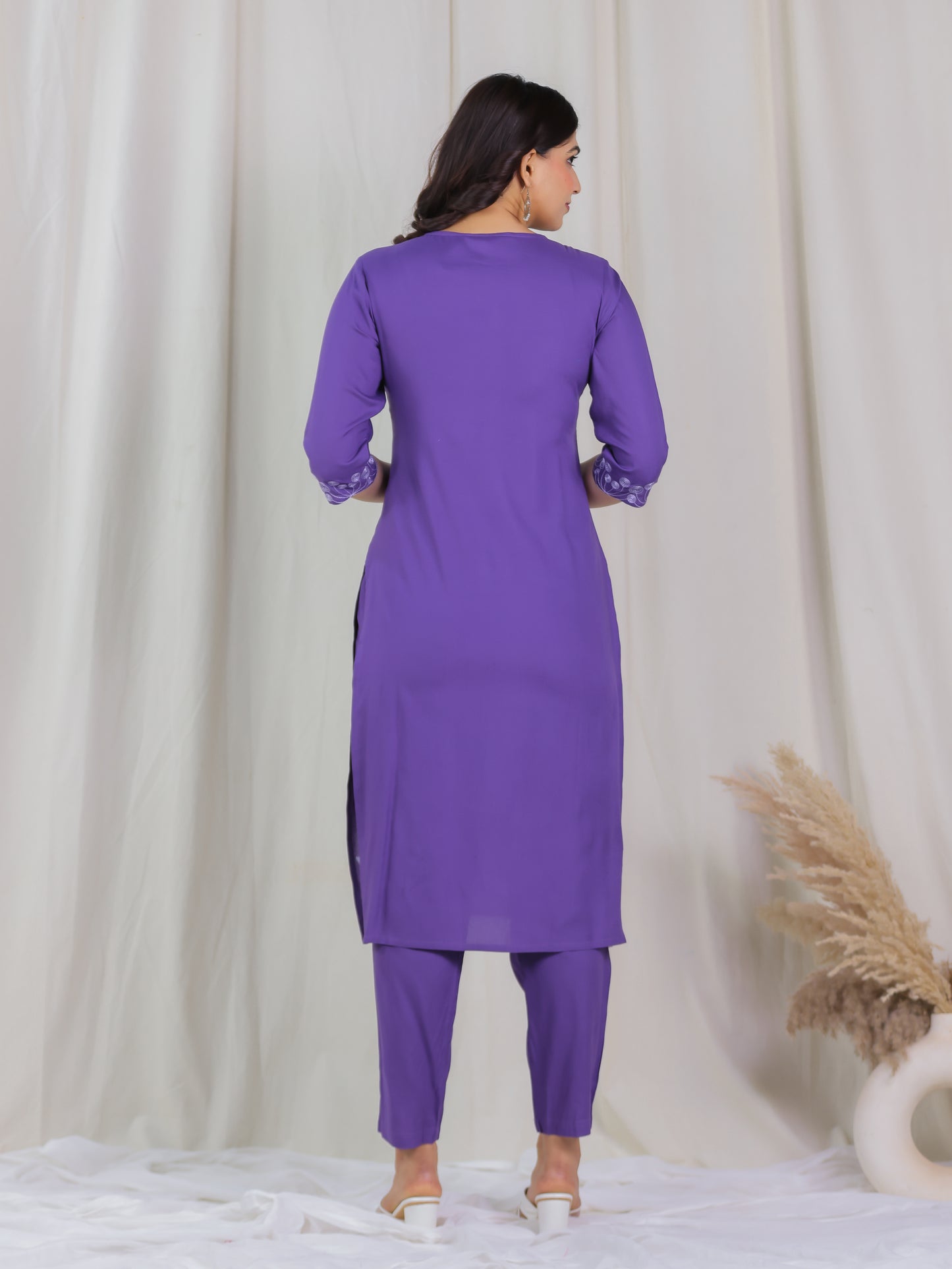 Embroidered Viscose Solid Straight Purple Kurta
