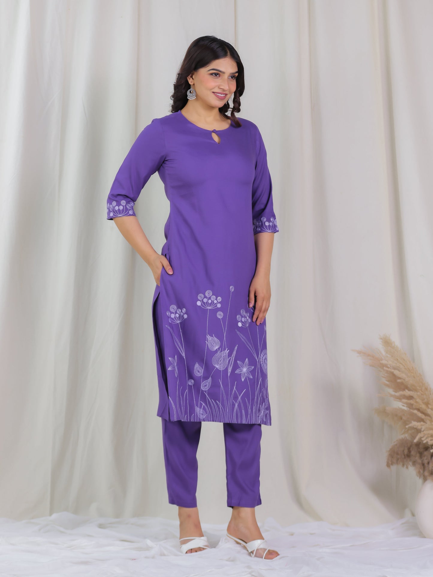 Embroidered Viscose Solid Straight Purple Kurta