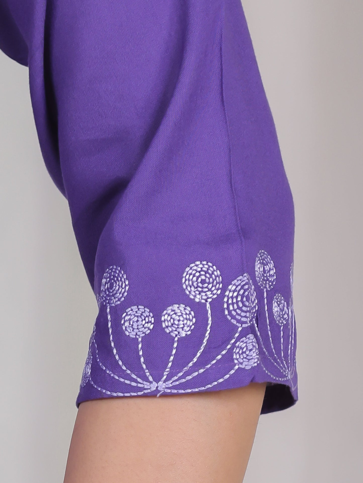 Embroidered Viscose Solid Straight Purple Kurta