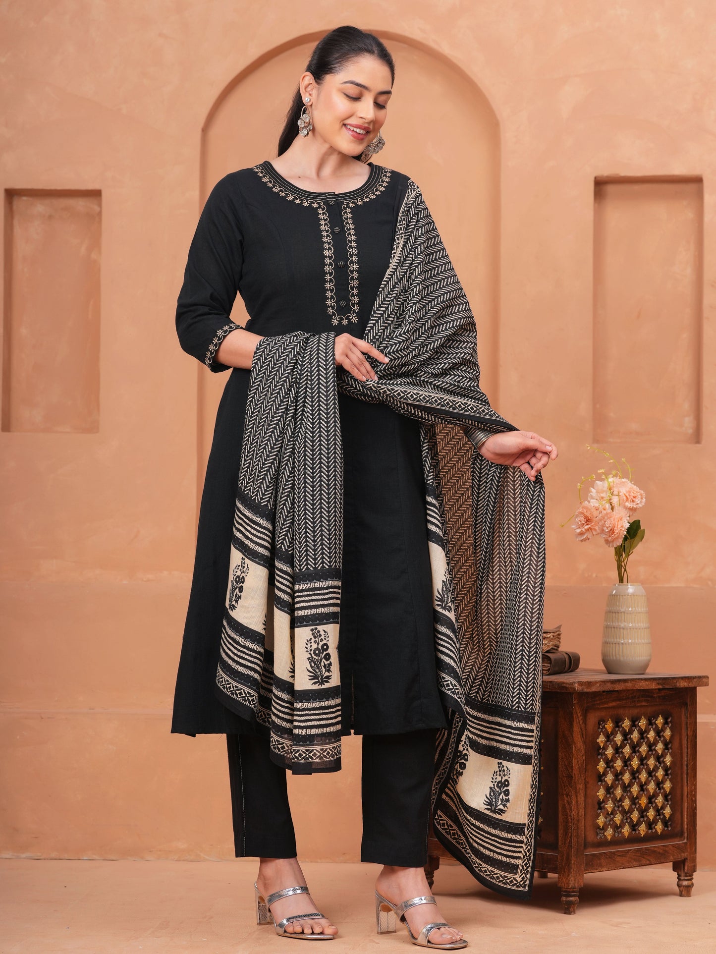 Embroidered Linen Cotton Solid Flared Black Kurta