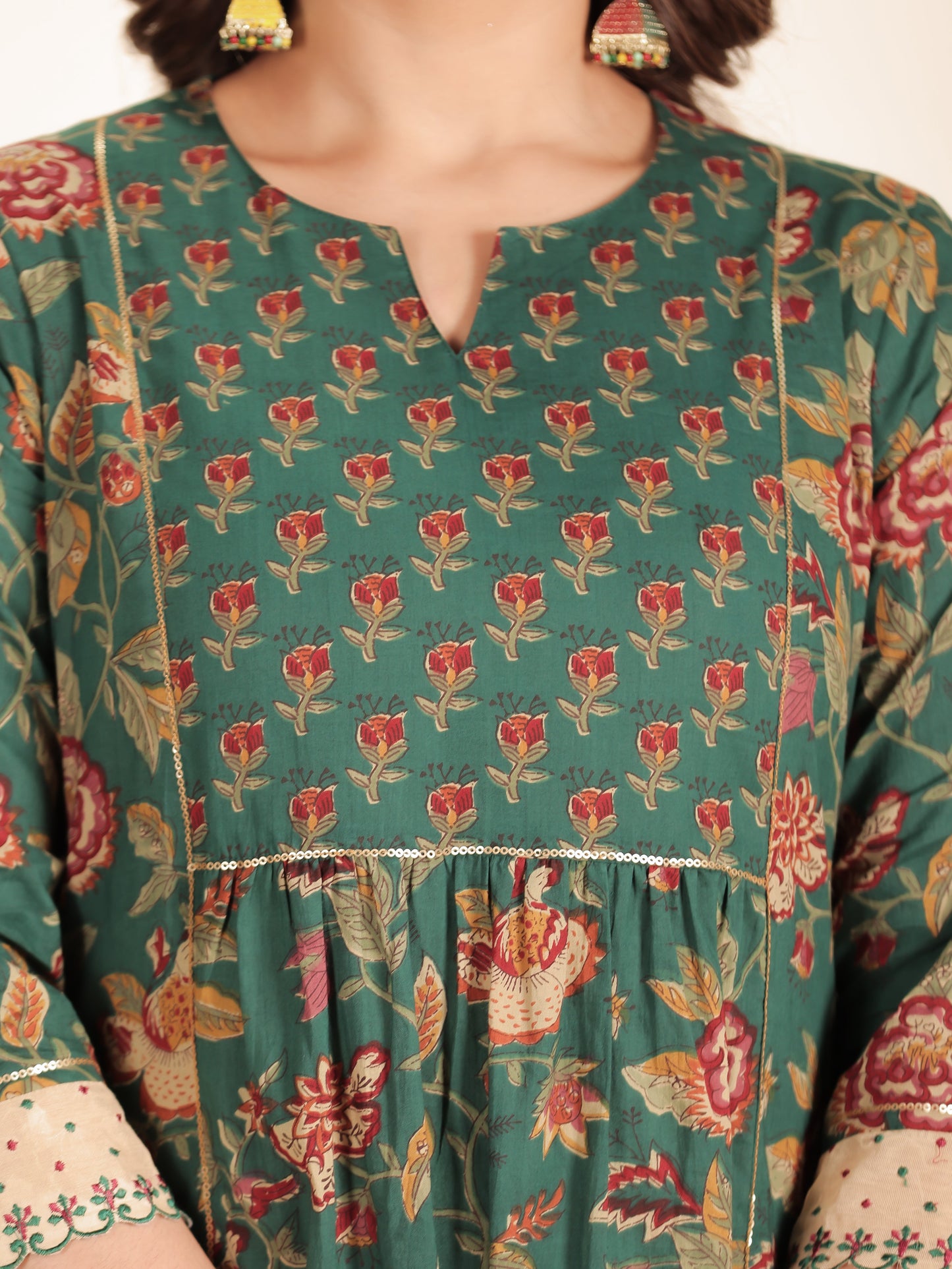Embroidered Soft Cotton Floral Panelled Green Kurta