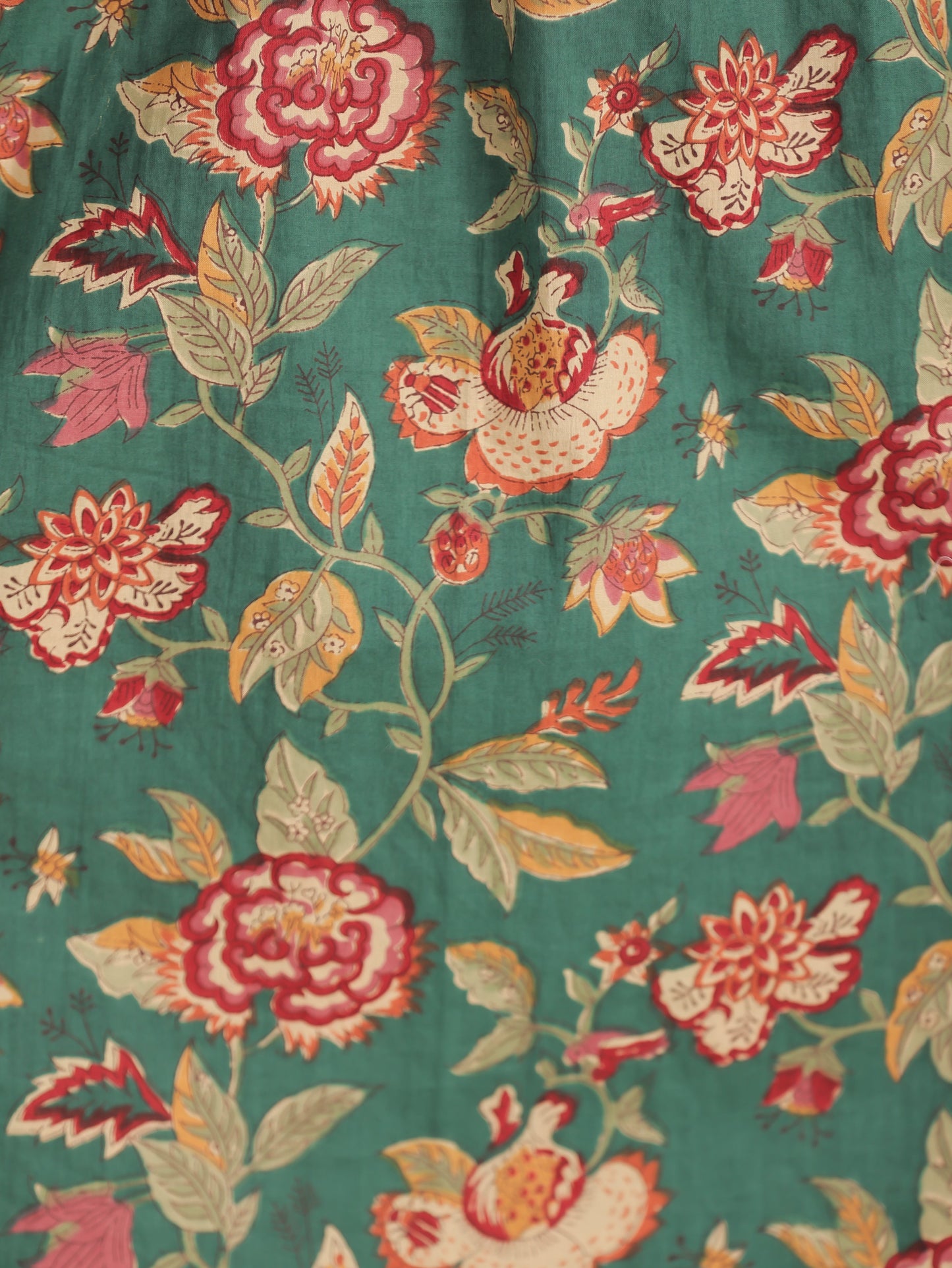 Embroidered Soft Cotton Floral Panelled Green Kurta