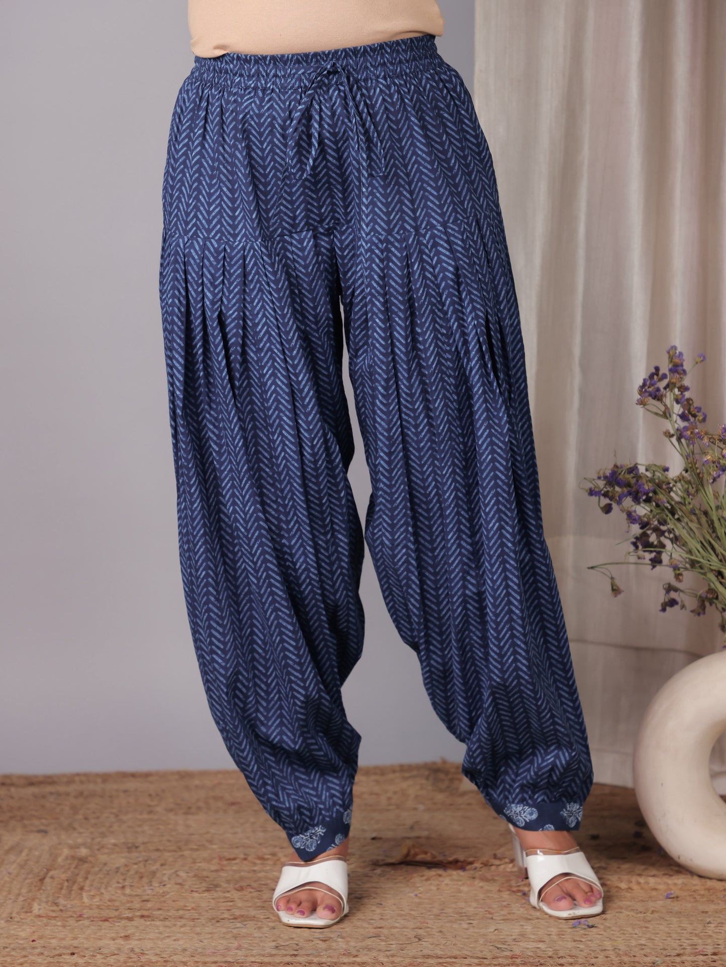 Embroidered Soft Cotton Floral Straight Blue Kurta