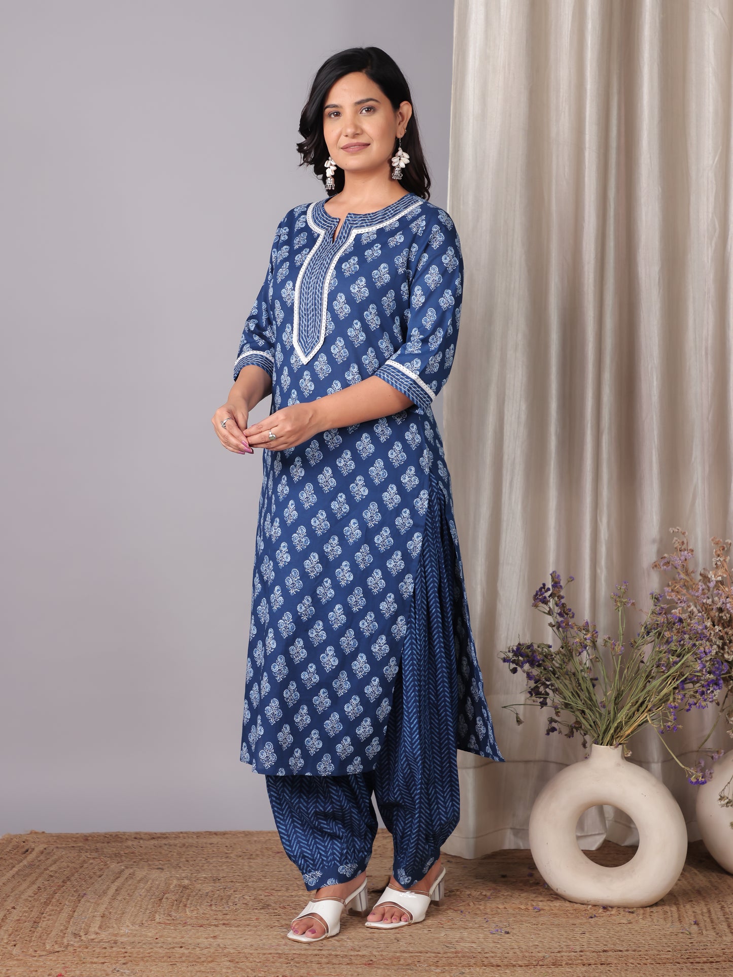 Embroidered Soft Cotton Floral Straight Blue Kurta