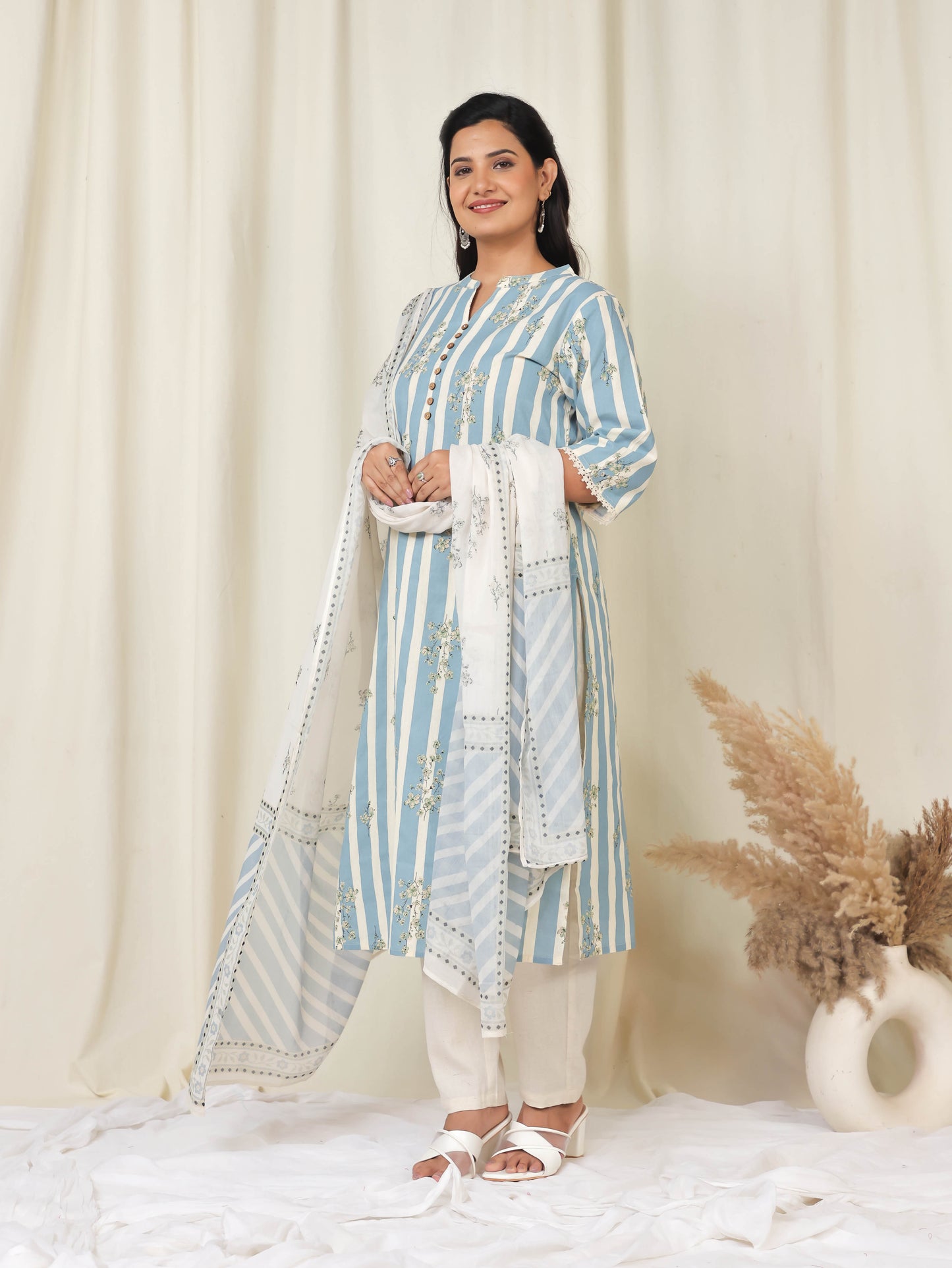 Cotton Voile Floral Blue Dupatta