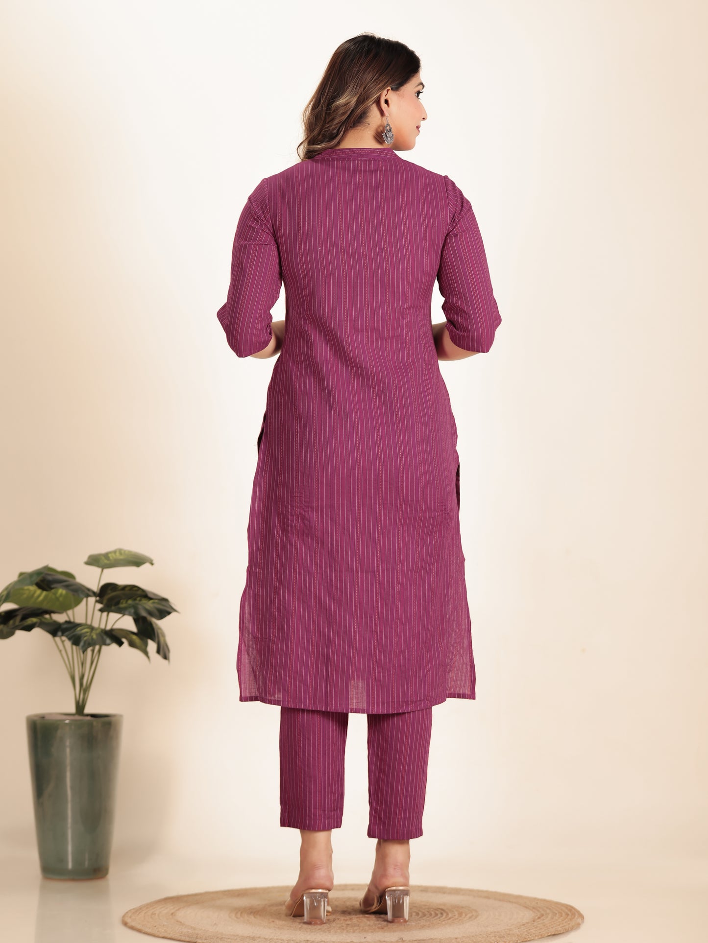 Kantha Cotton Woven Design Straight Pink Kurta