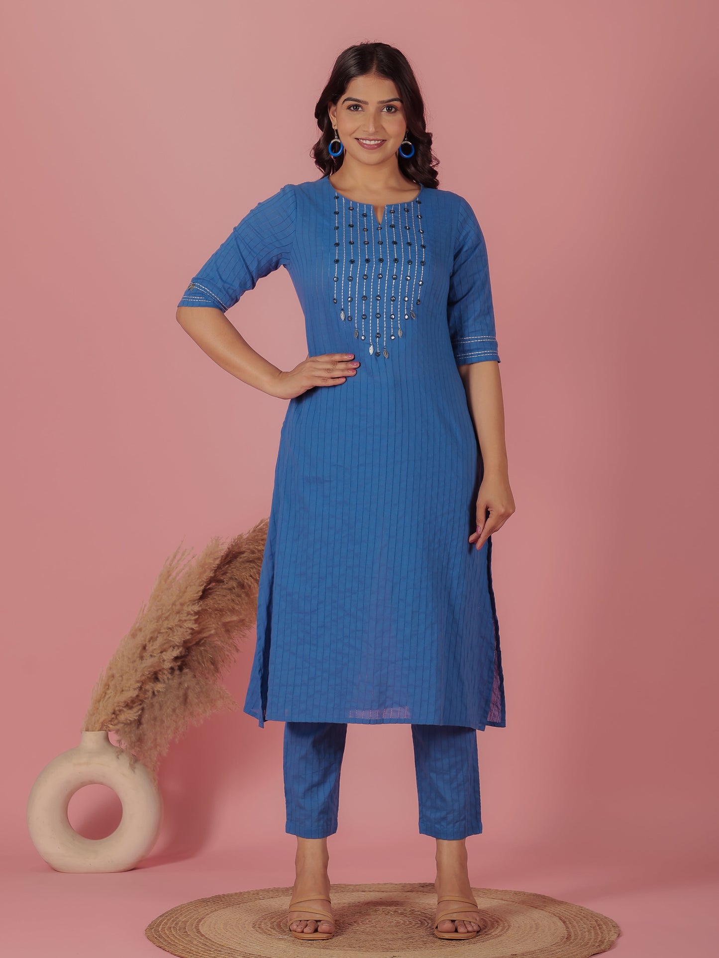 Textured Cotton Solid Kurta