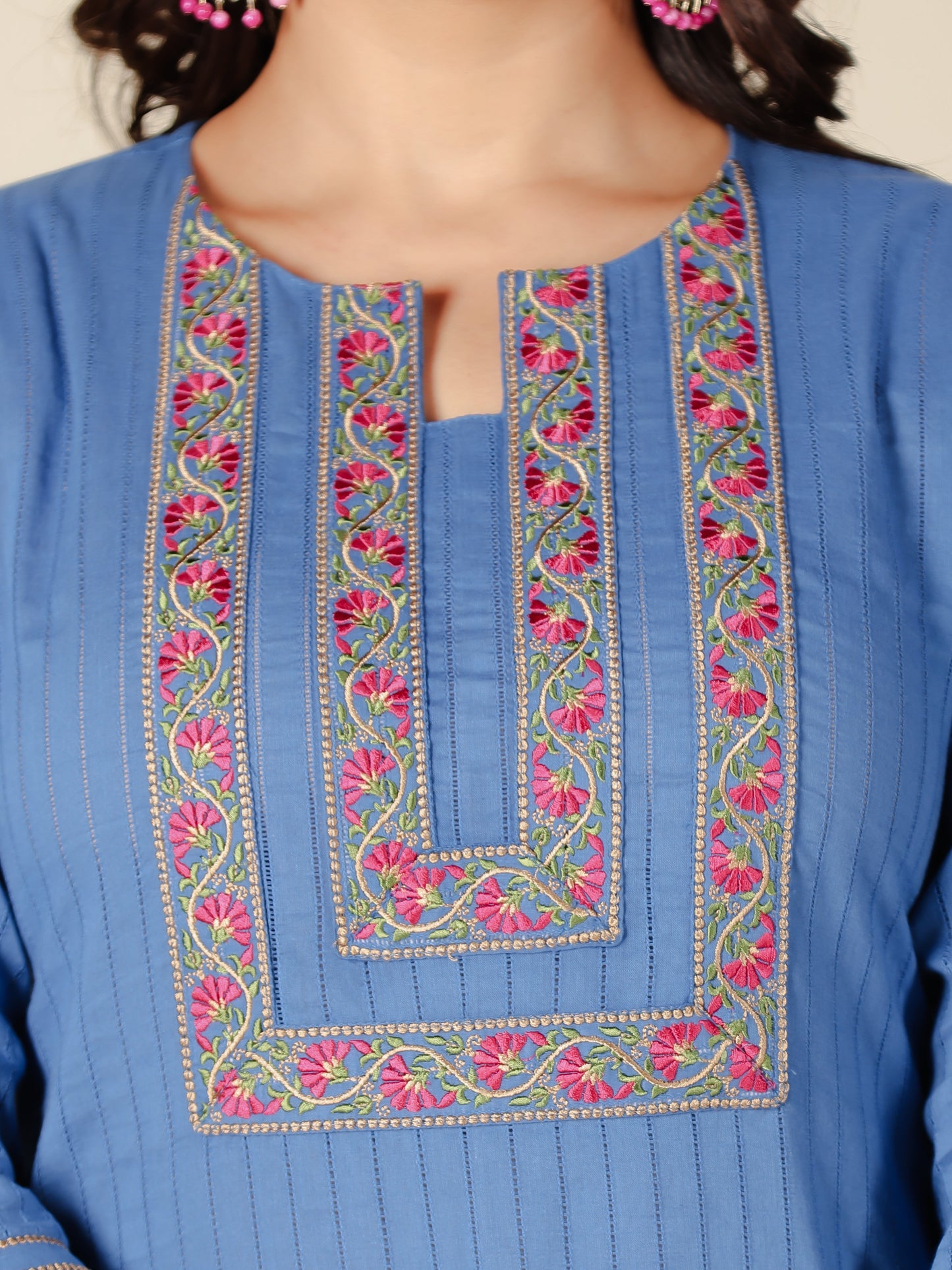 Textured Cotton Solid Straight Blue Kurta