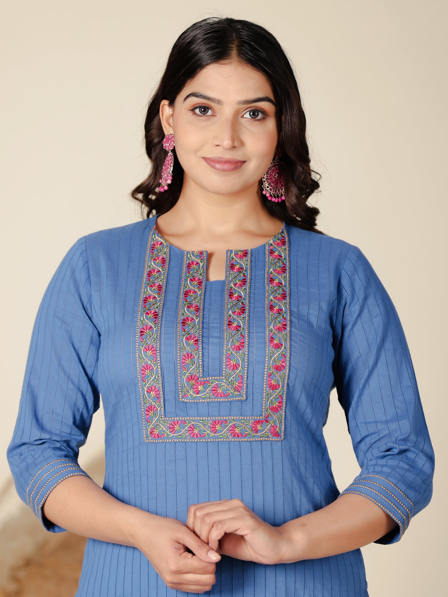 Textured Cotton Solid Straight Blue Kurta
