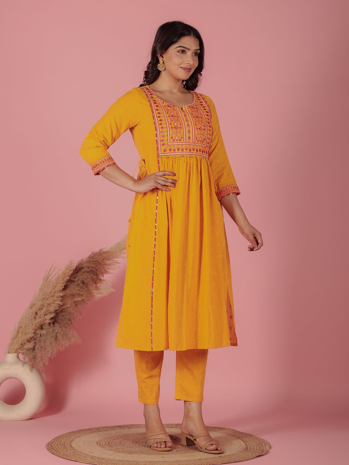 Textured Cotton Solid Kurta