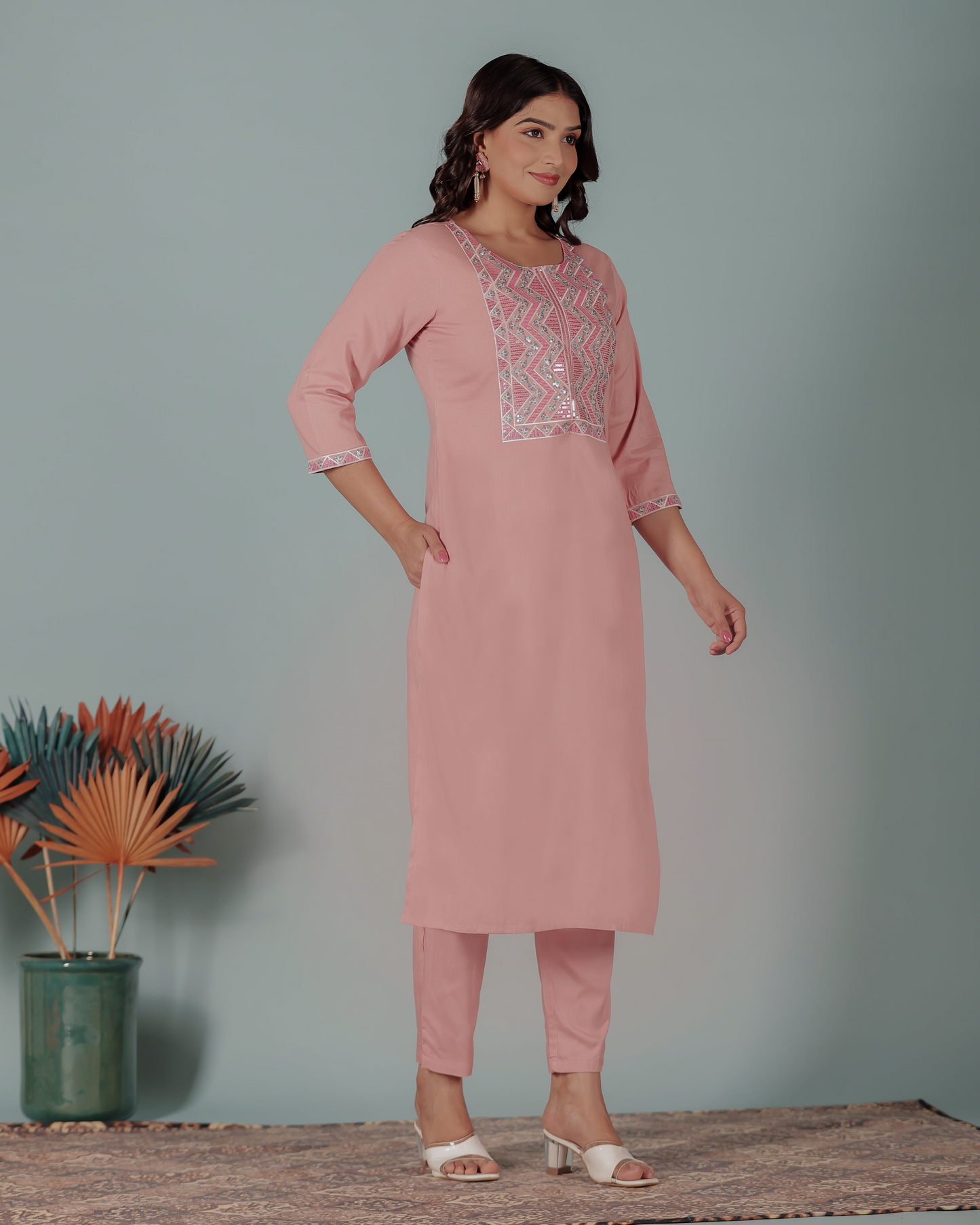 Embroidered Soft Cotton Solid Straight Pink Kurta
