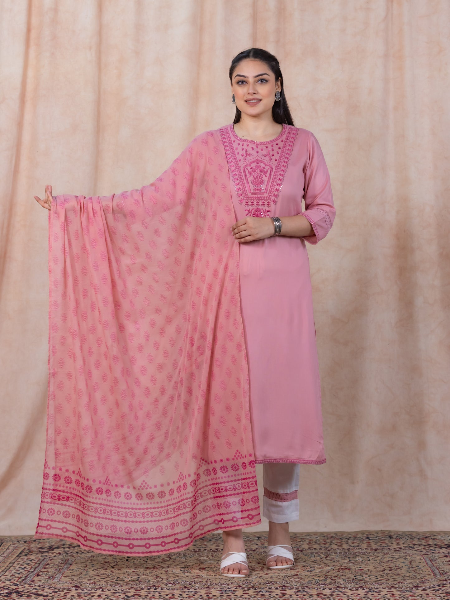 Embroidered Viscose Solid Straight Pink Kurta