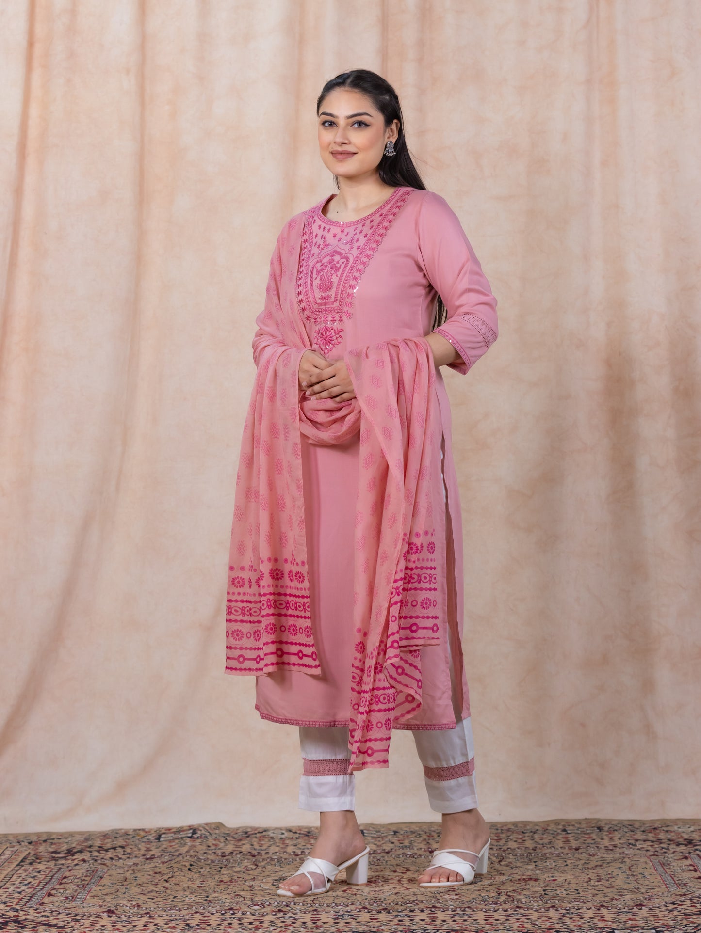 Embroidered Viscose Solid Straight Pink Kurta