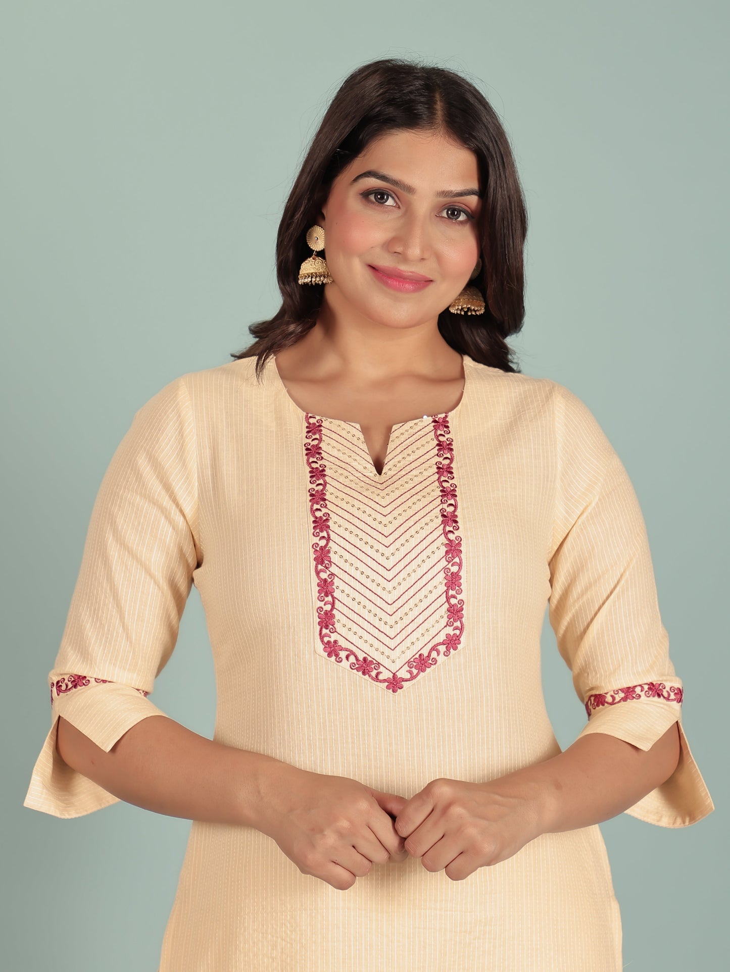 Kantha Cotton Solid Straight Cream Kurta