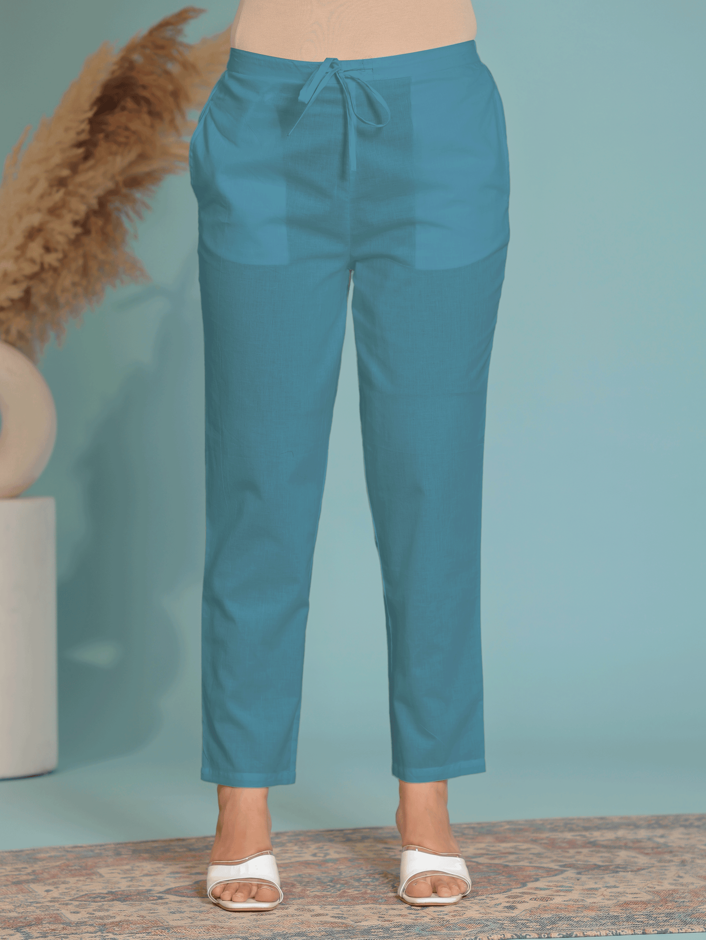 Soft Cotton Solid Cream Tapered Trousers
