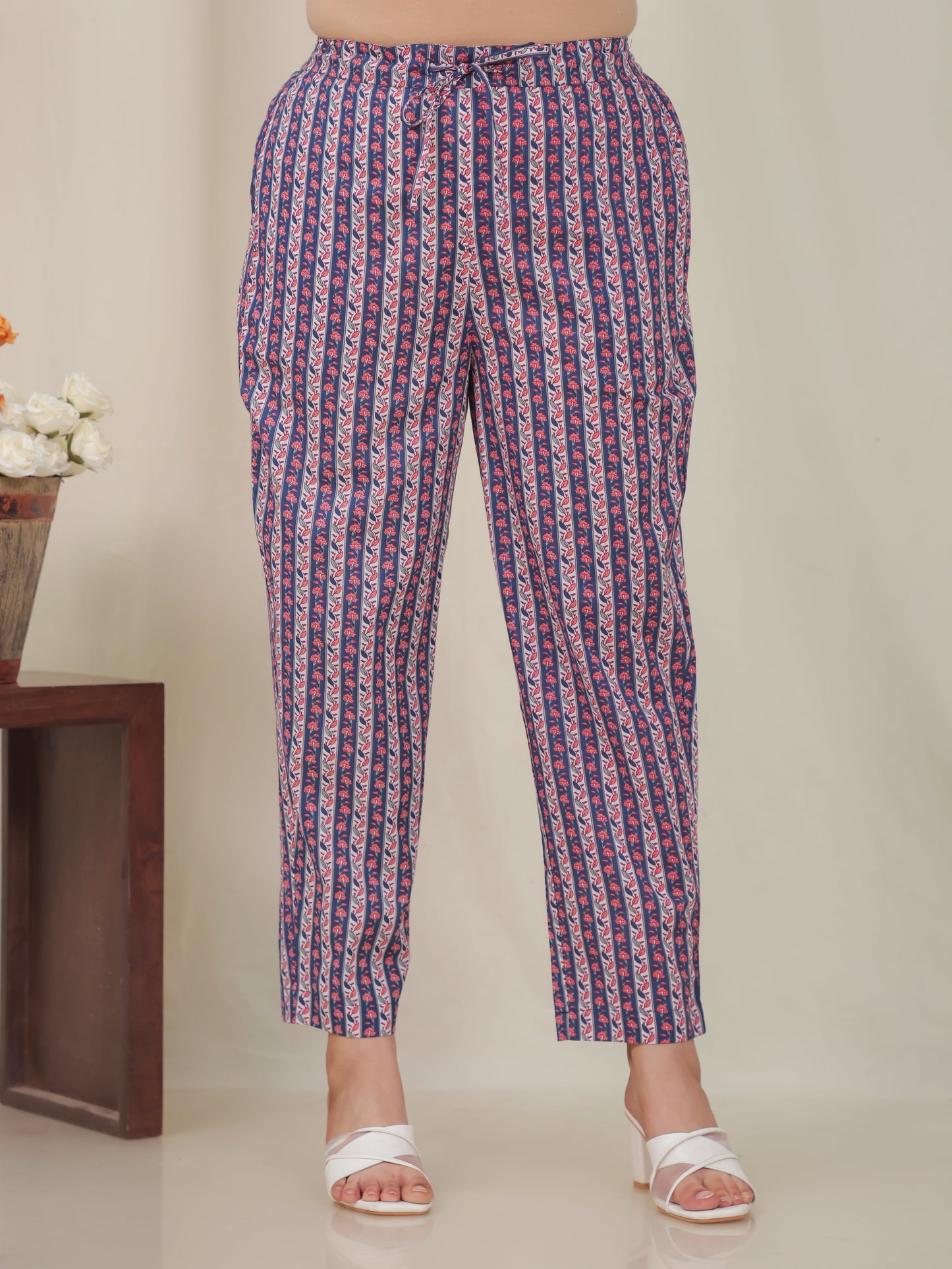 Soft Cotton Floral Panelled Blue Kurta