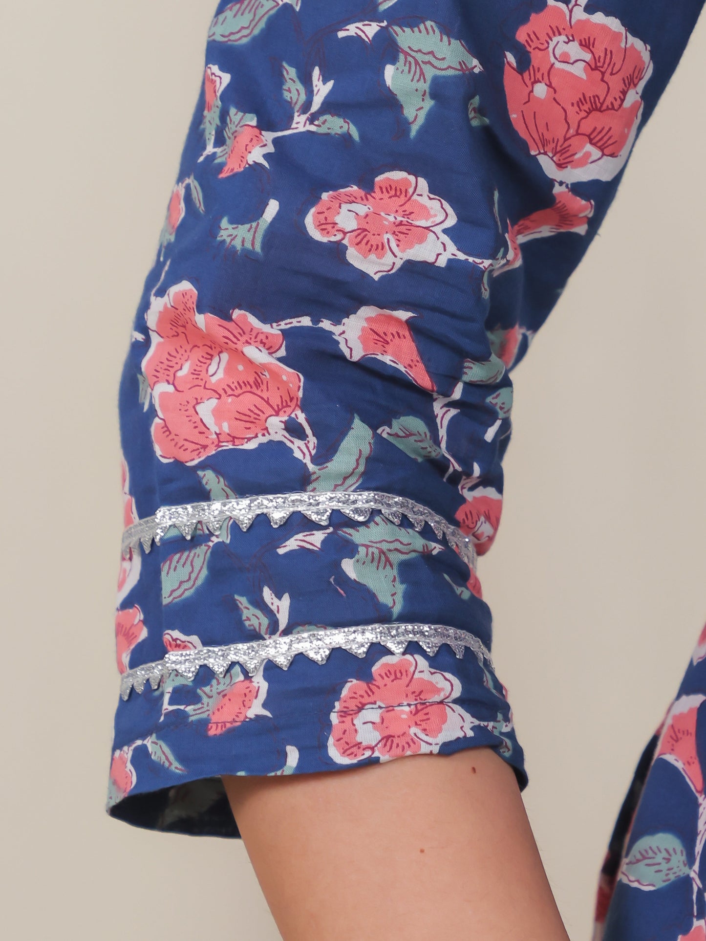 Soft Cotton Floral Panelled Blue Kurta
