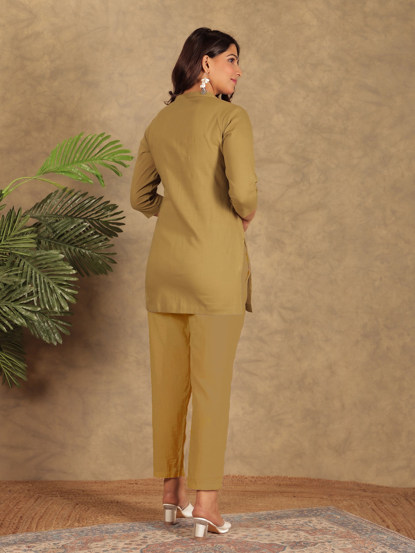 Natural Cotton Solid Straight Yellow Kurti