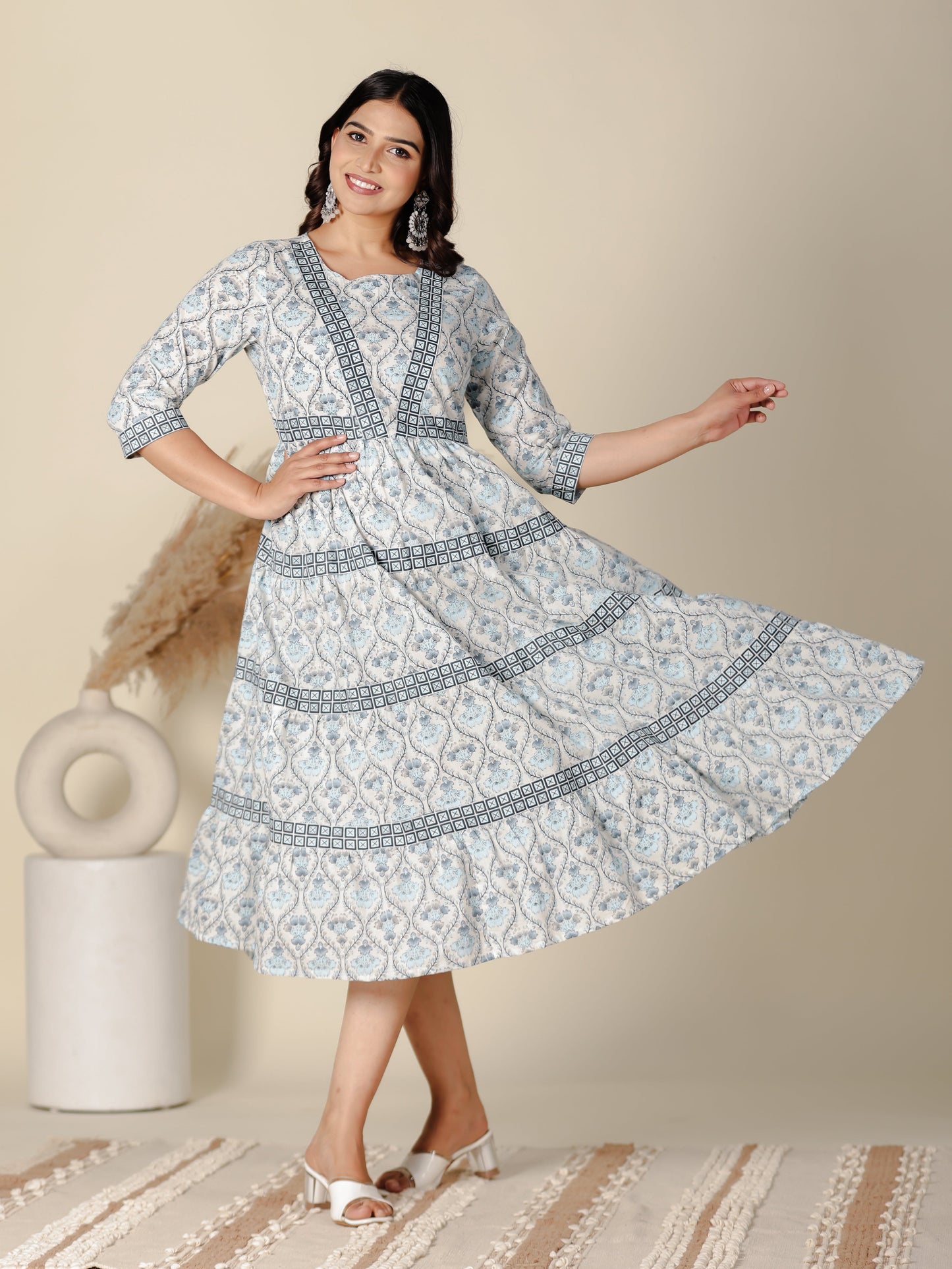 Soft Cotton Geometric Anarkali White Kurta