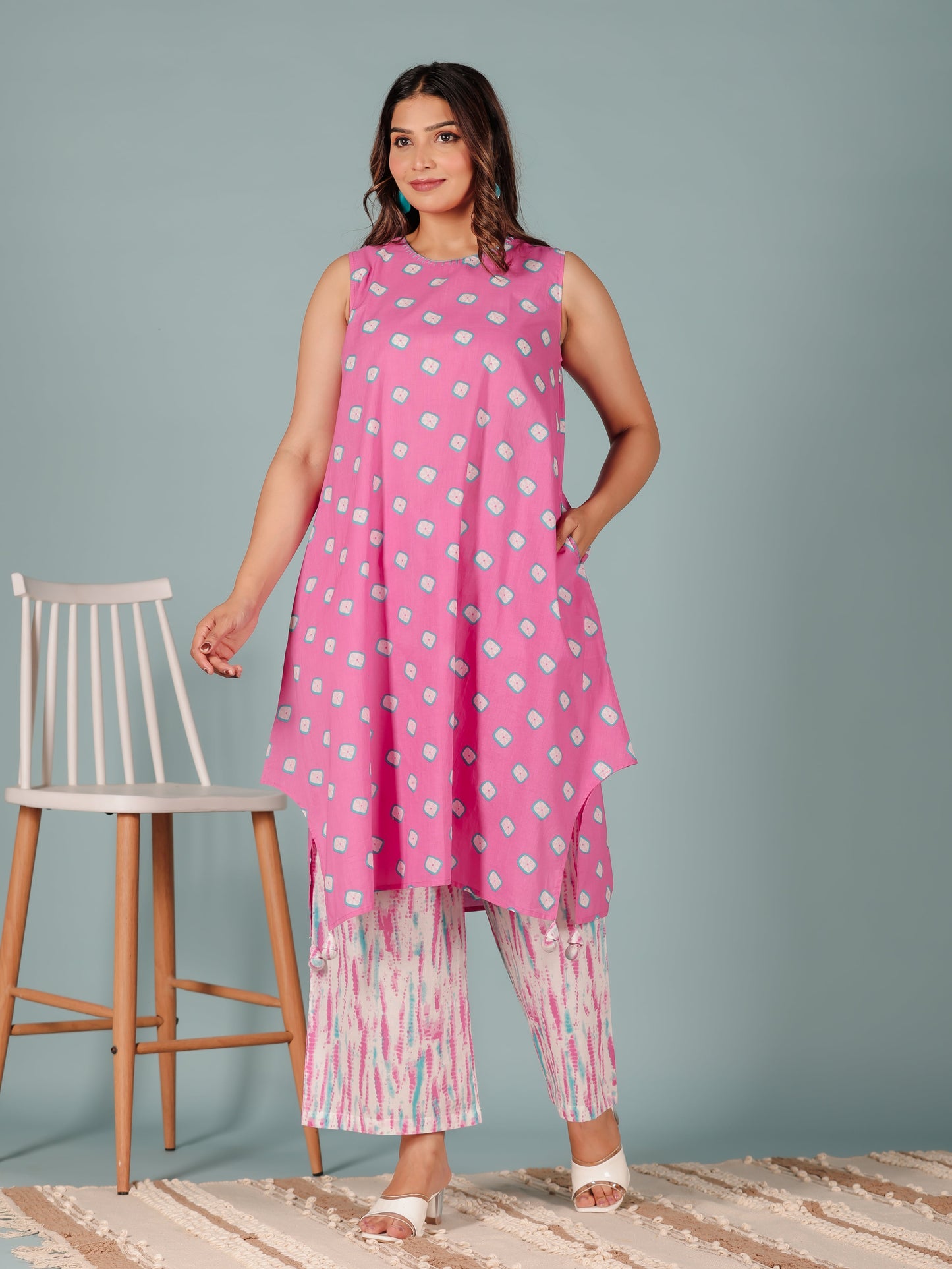 Soft Cotton Tie-Dye Kurta (with detachable sleeves)