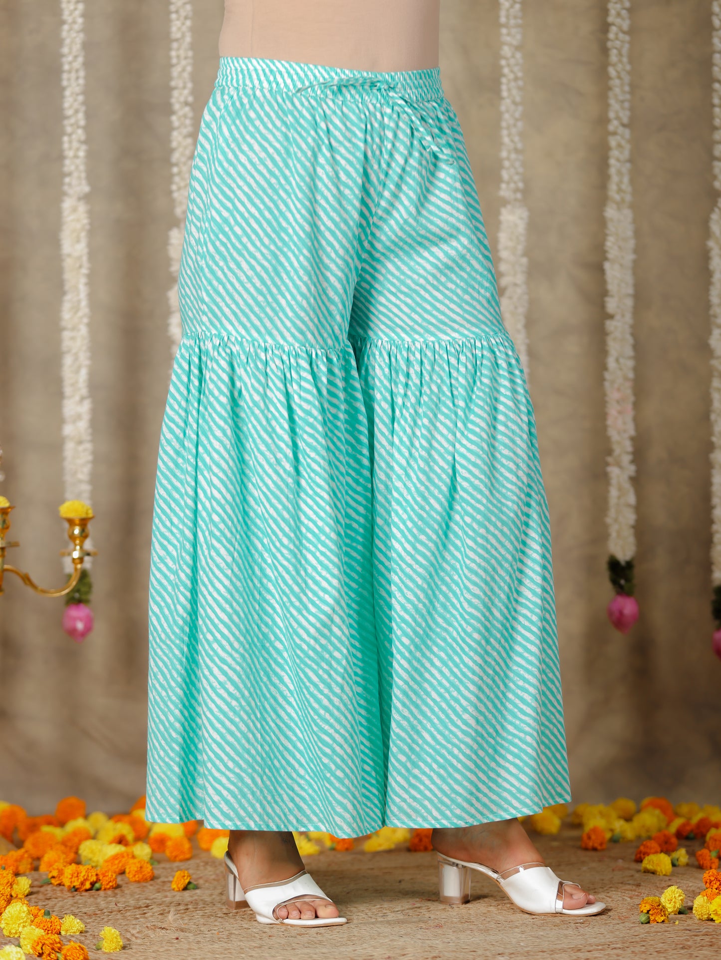 Embroidered Soft Cotton Bandhani Straight Yellow Kurta