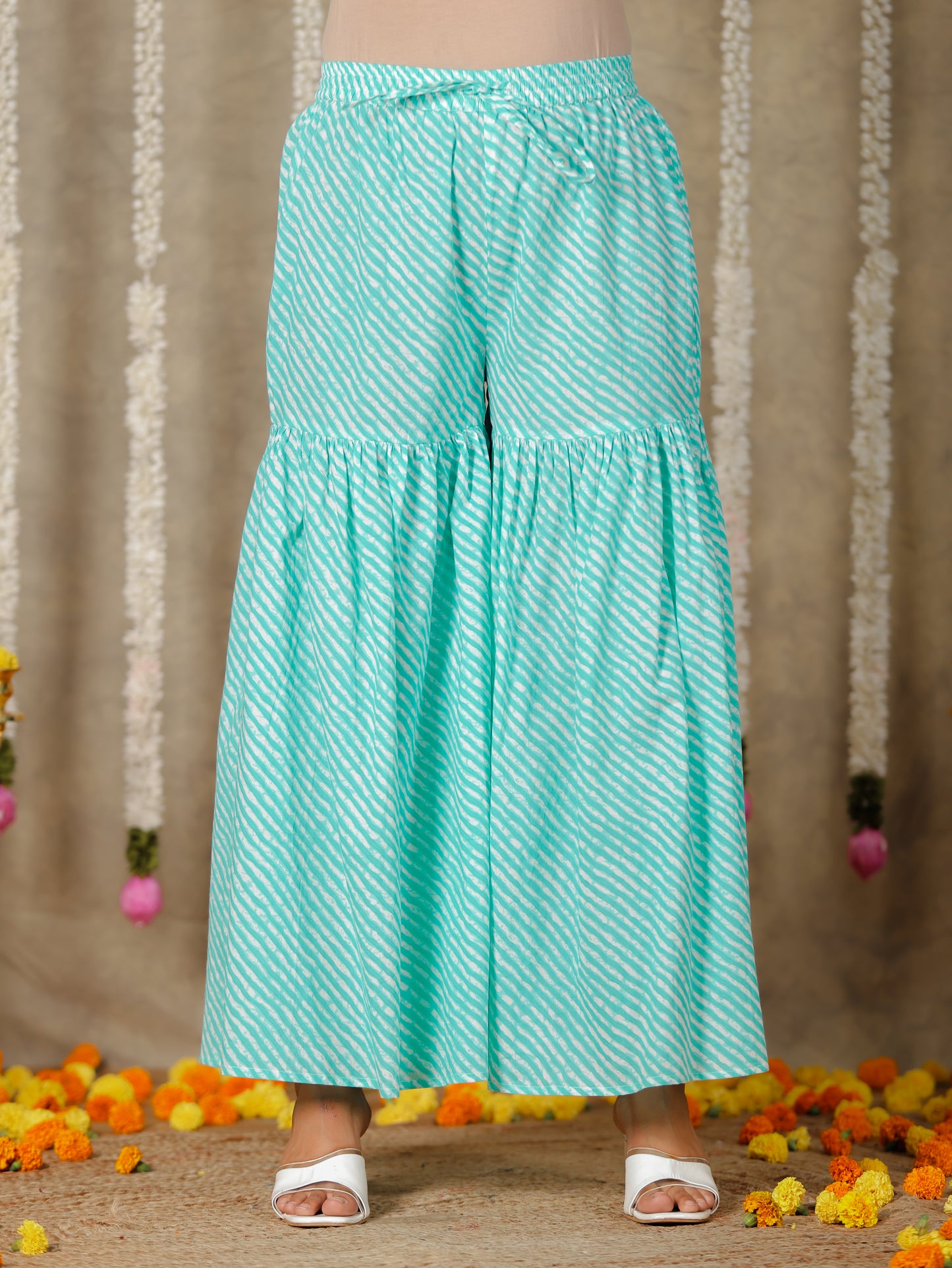 Embroidered Soft Cotton Bandhani Straight Yellow Kurta