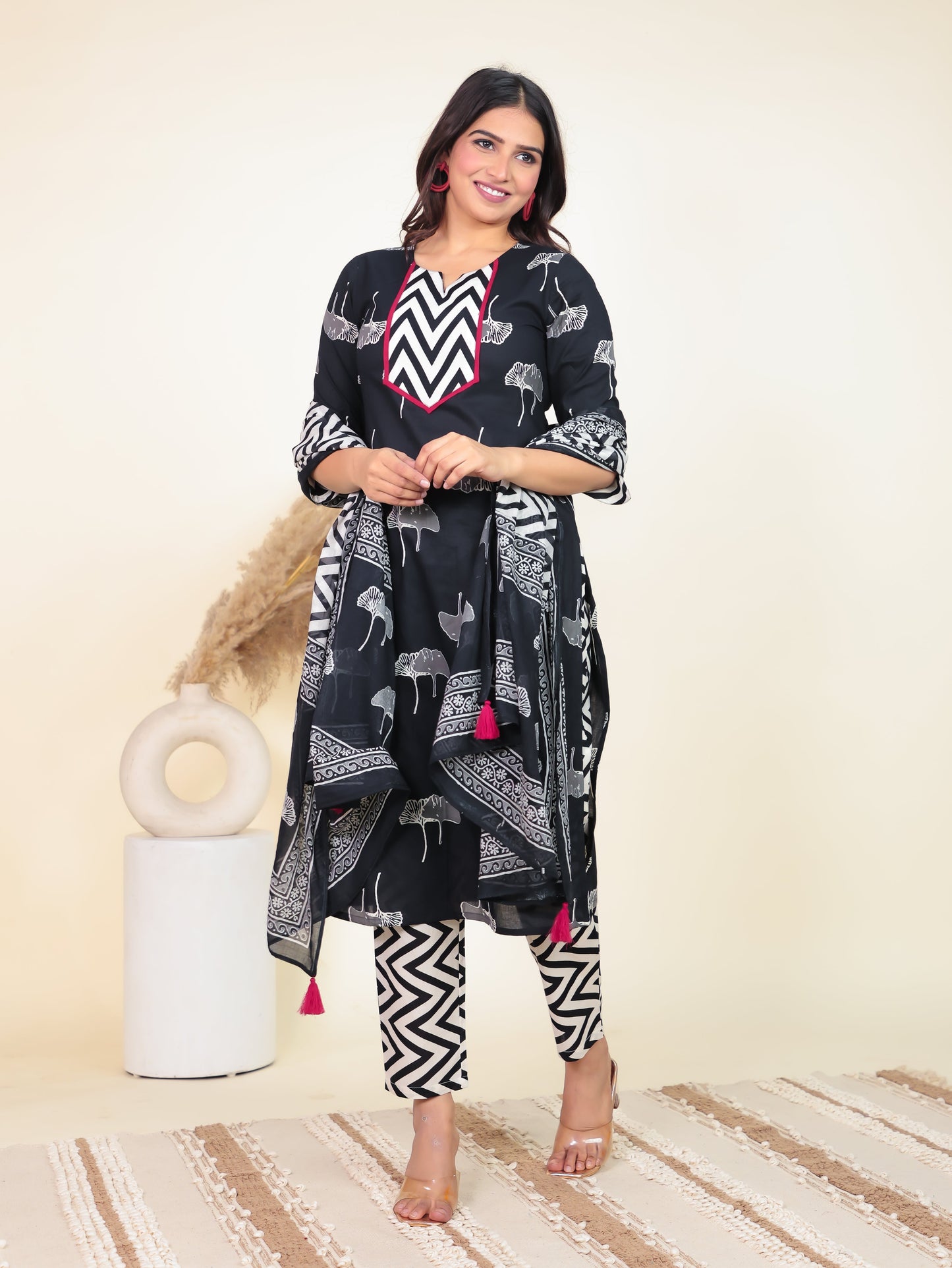 Soft Cotton Foliage Straight Black Kurta